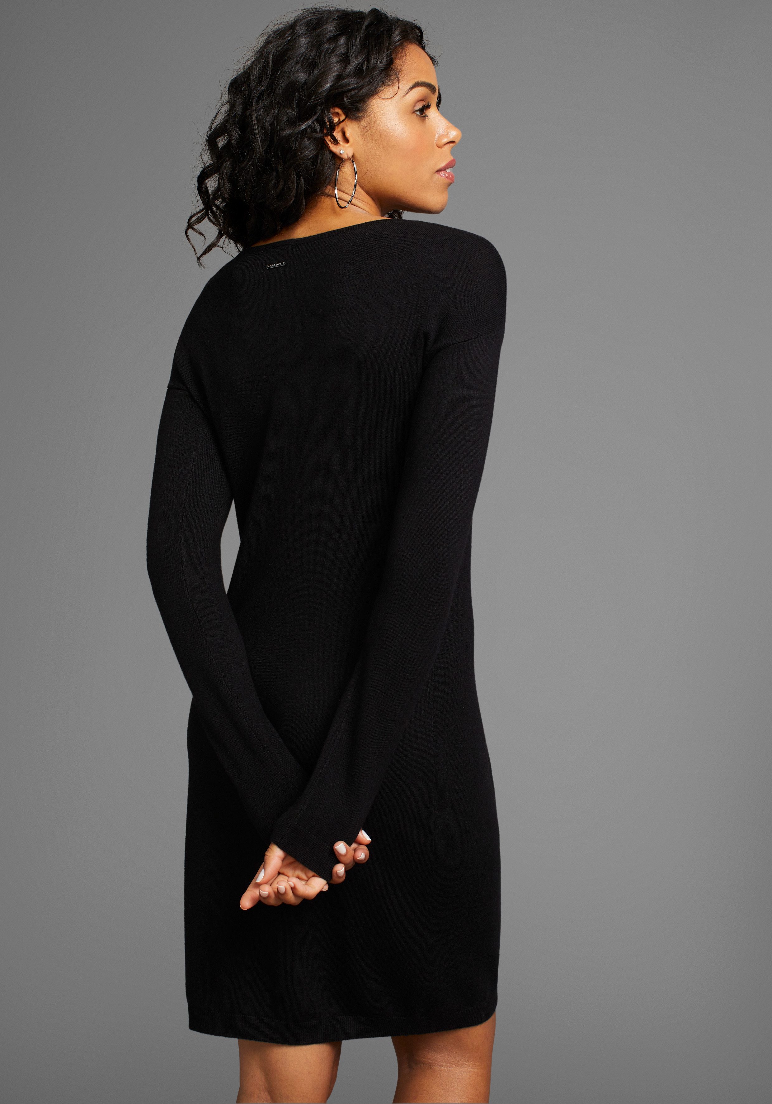 Laura Scott Strickkleid mit modischem Nietendetail