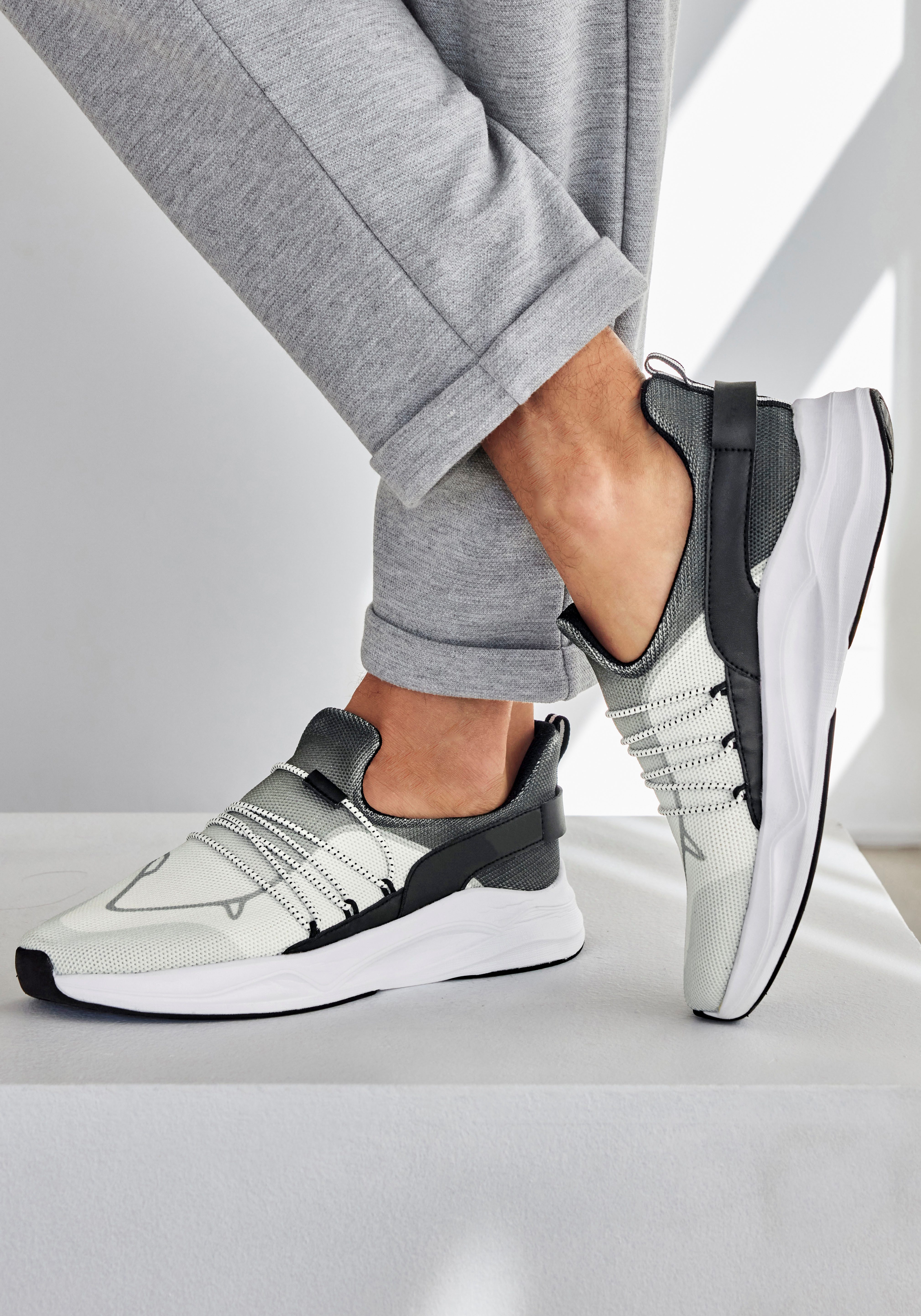 John Devin Freizeitschuhe Sneaker mit elastischen günstig online kaufen