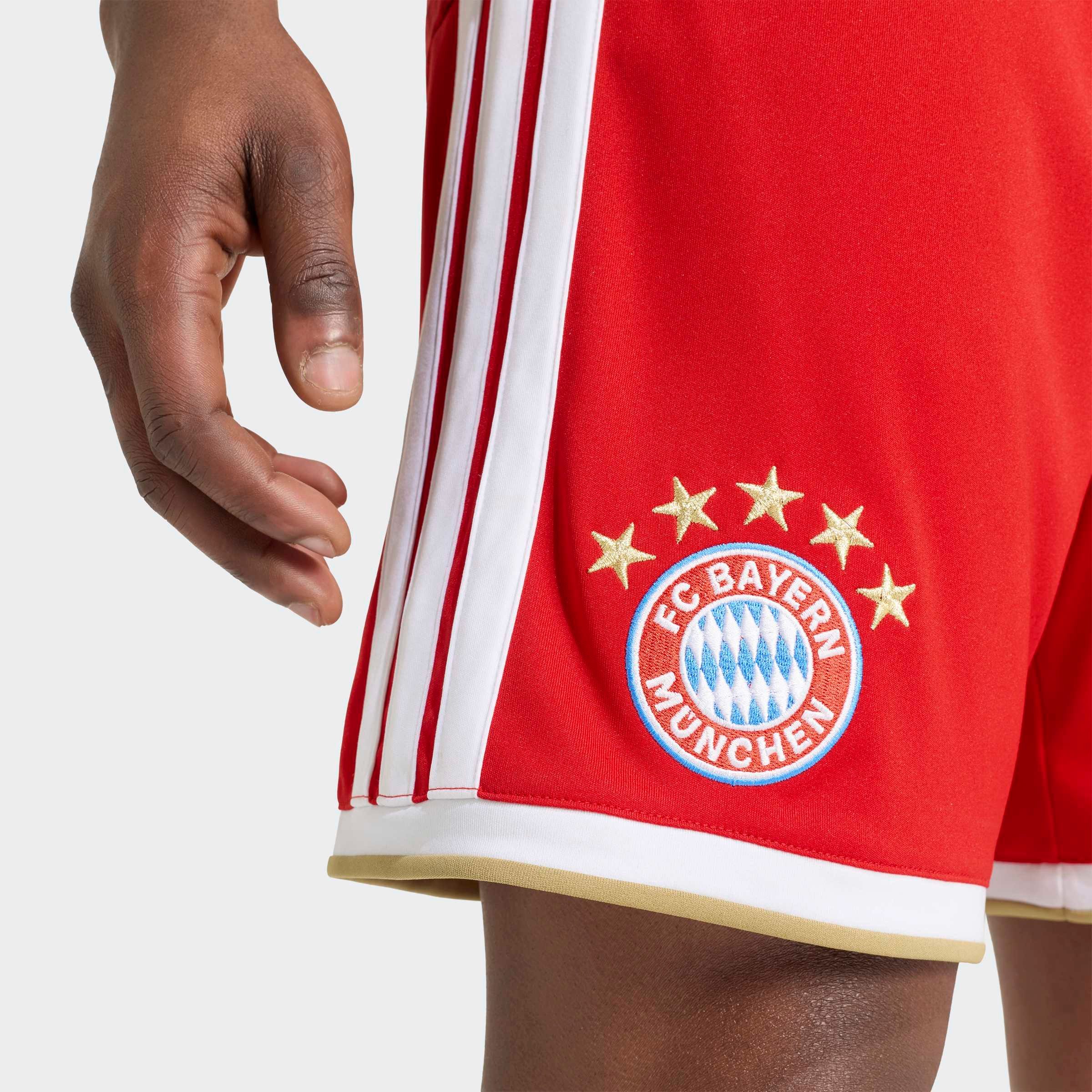 adidas Performance Trainingsshorts FC BAYERN MÜNCHEN 26/27 für Fußball, mit elastischem Bund und Kordelzug, aus Polyester