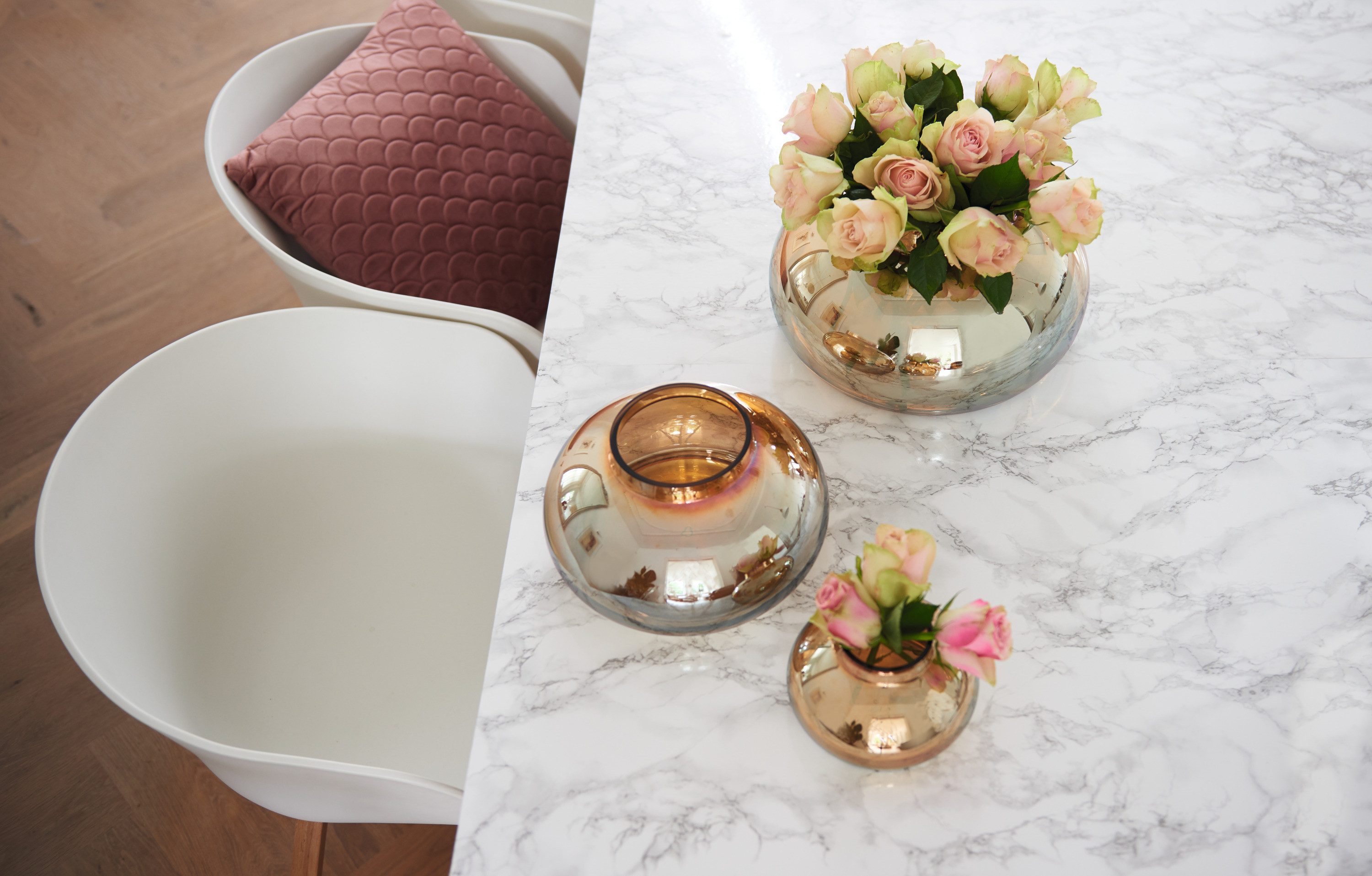 LEONARDO Tischvase Dekovase Poesia, goldfarben (1 St), handgefertigtes Deko-Objekt aus Glas