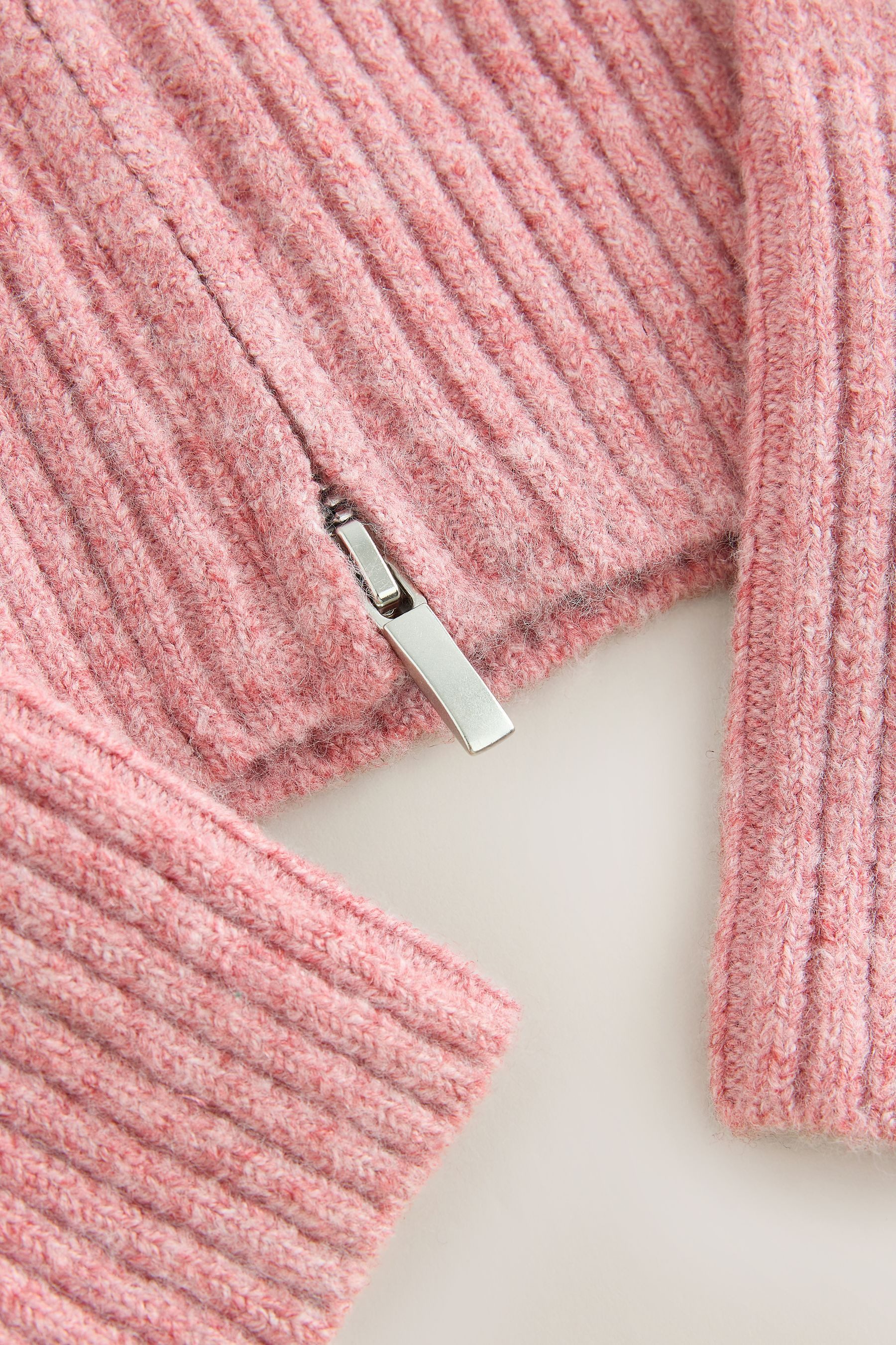 Next Strickjacke Gestricktes Kapuzensweatshirt (1-tlg) – Bild 3 von 5