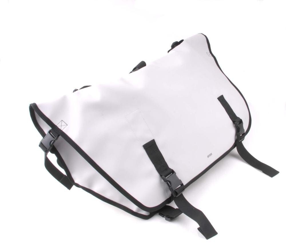 BREE Kulturbeutel BREE Punch Pro 201 - Kuriertasche XL in white