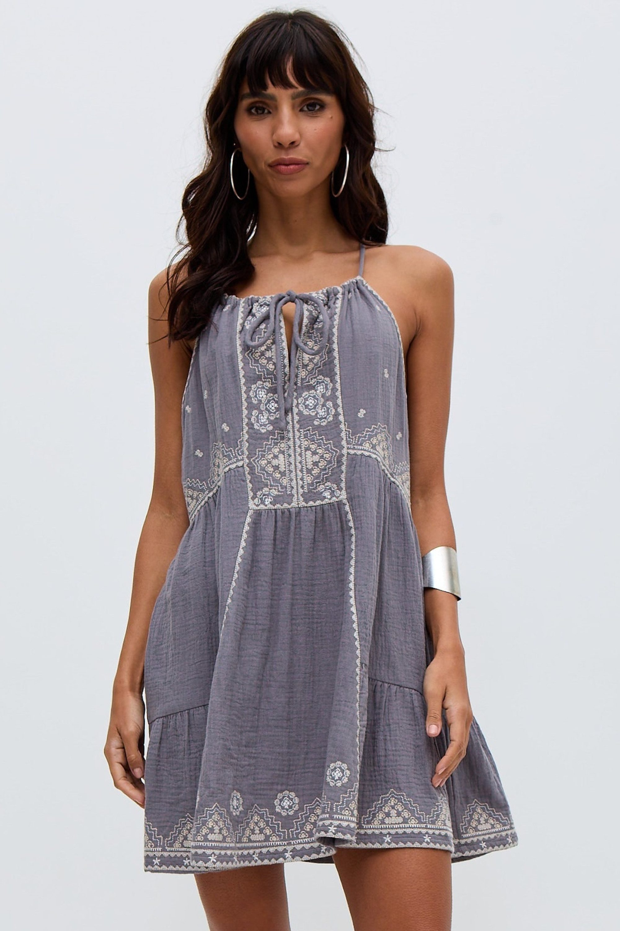 RAFFYA Midikleid Jen Tiered All Over Embroidered Mini Dress Damen