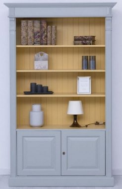 Casa Padrino Stauraumschrank Landhausstil Bücherschrank Grau / Gelb 120 x 39 x H. 197 cm - Massivholz Schrank - Wohnzimmerschrank - Büroschrank - Landhausstil Möbel