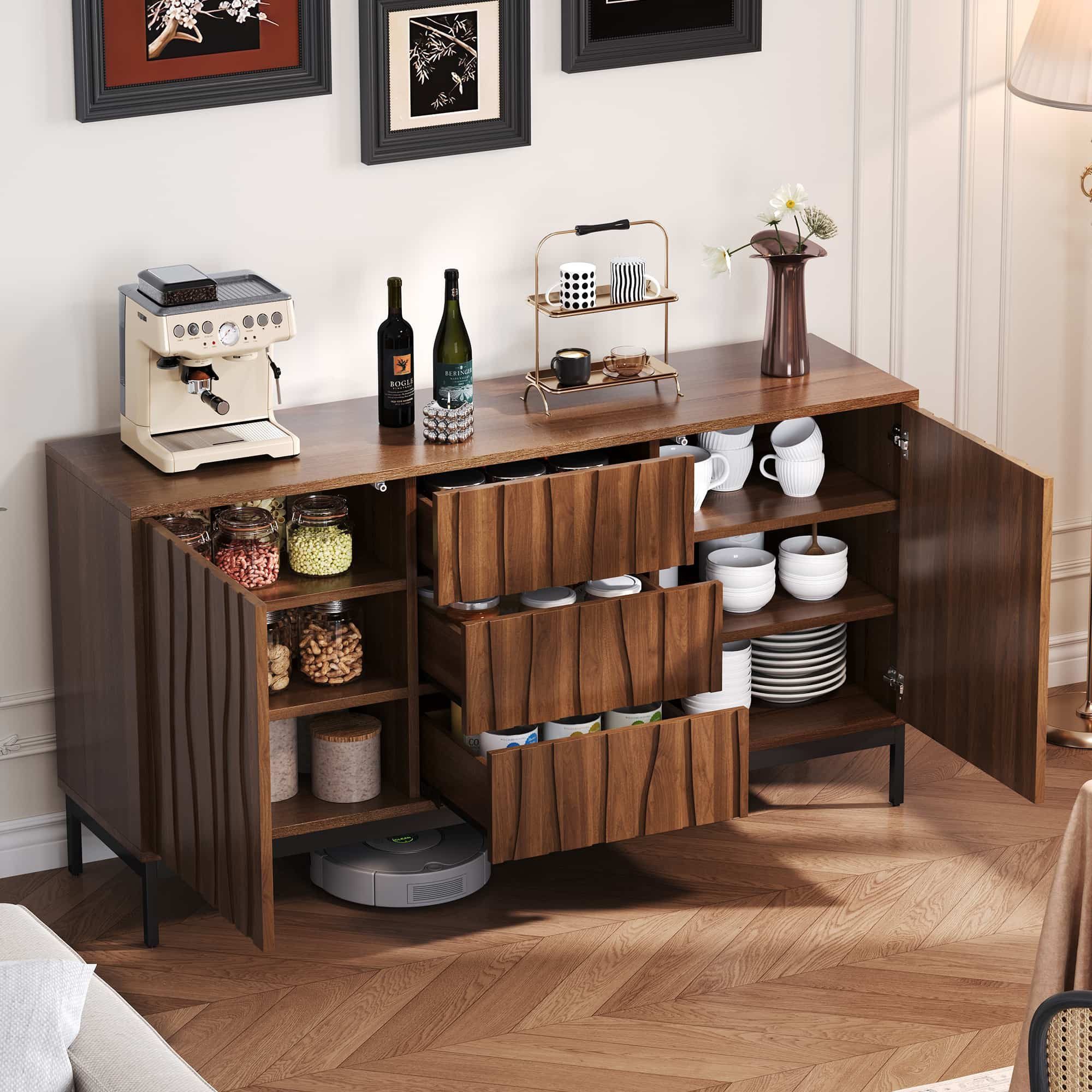 BBWL Anrichte Sideboard 150×40×80 cm in dunkler Eichenoptik mit 3 Schubladen (dekorativem Schlitzdesign und schwarzen Metallfüßen, mit verstellbaren Regalböden, Push-to-Open-Funktion und Anti-Kipp-Sicherung, ideal als Küchenschrank, Flurschrank oder Wohnzimmerkommode. Vielseitig einsetzbar für stilvolle Ordnung im gesamten Wohnbereich)