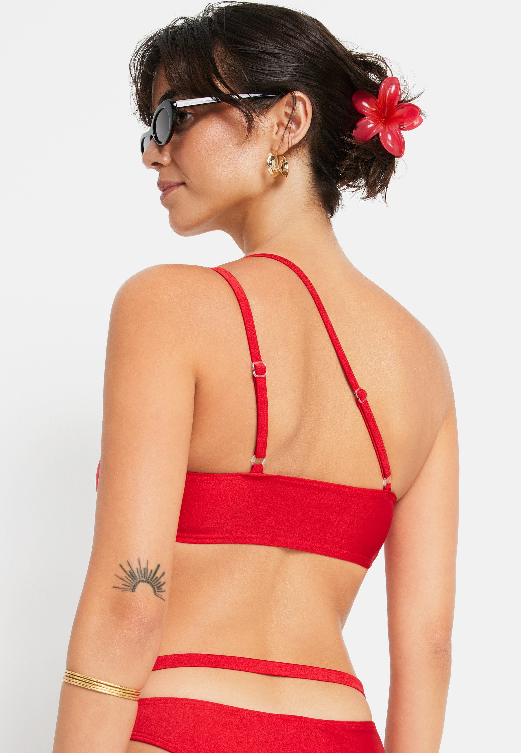 LSCN by LASCANA Bustier-Bikini-Top Baila, mit assymetrischem Schnitt