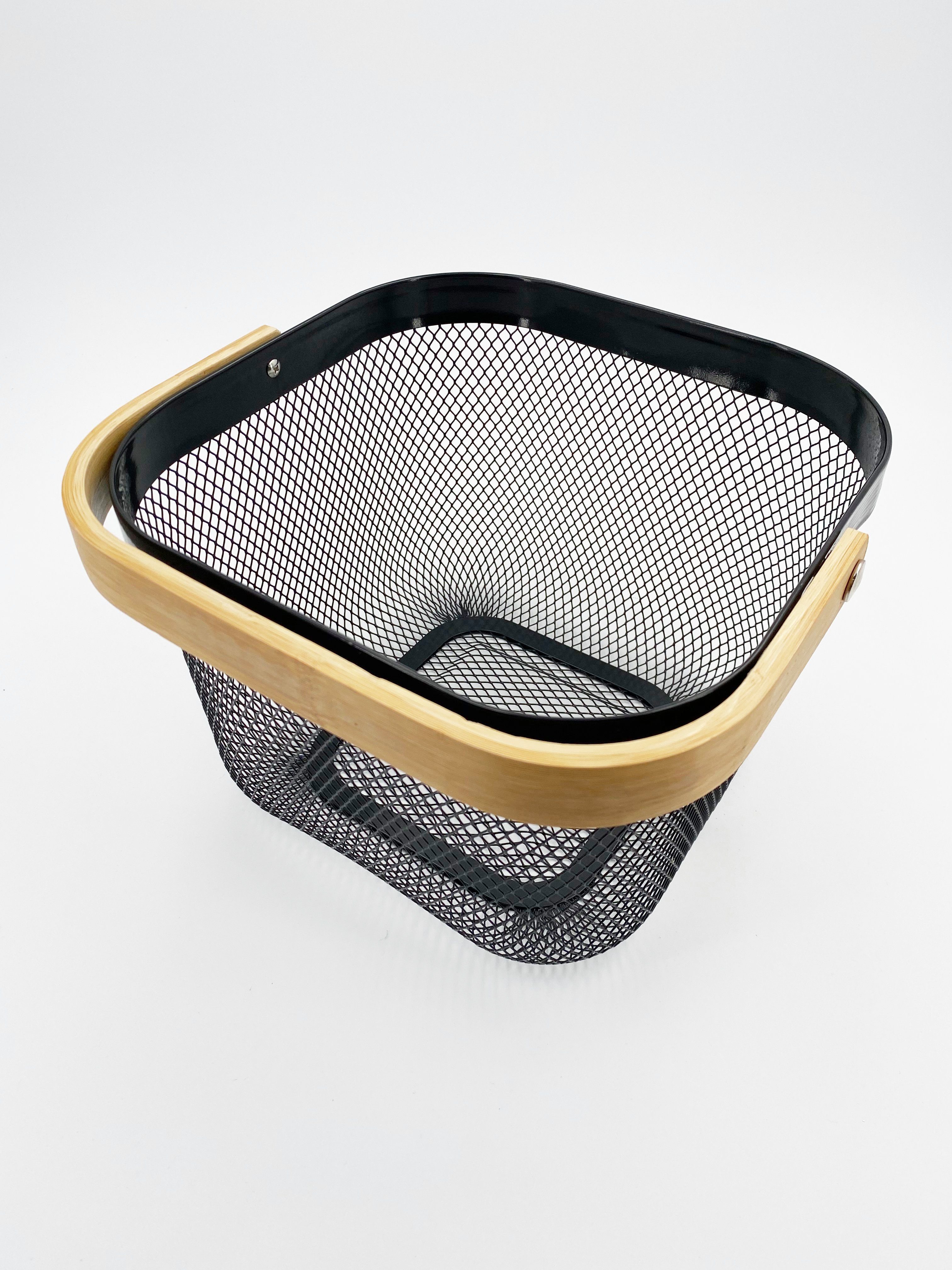 ADOB Obstschale Schwarz-Matt aus Metall, (ein Stück), beweglichen Henkel zum Tragen, kann weggeklappt werden.