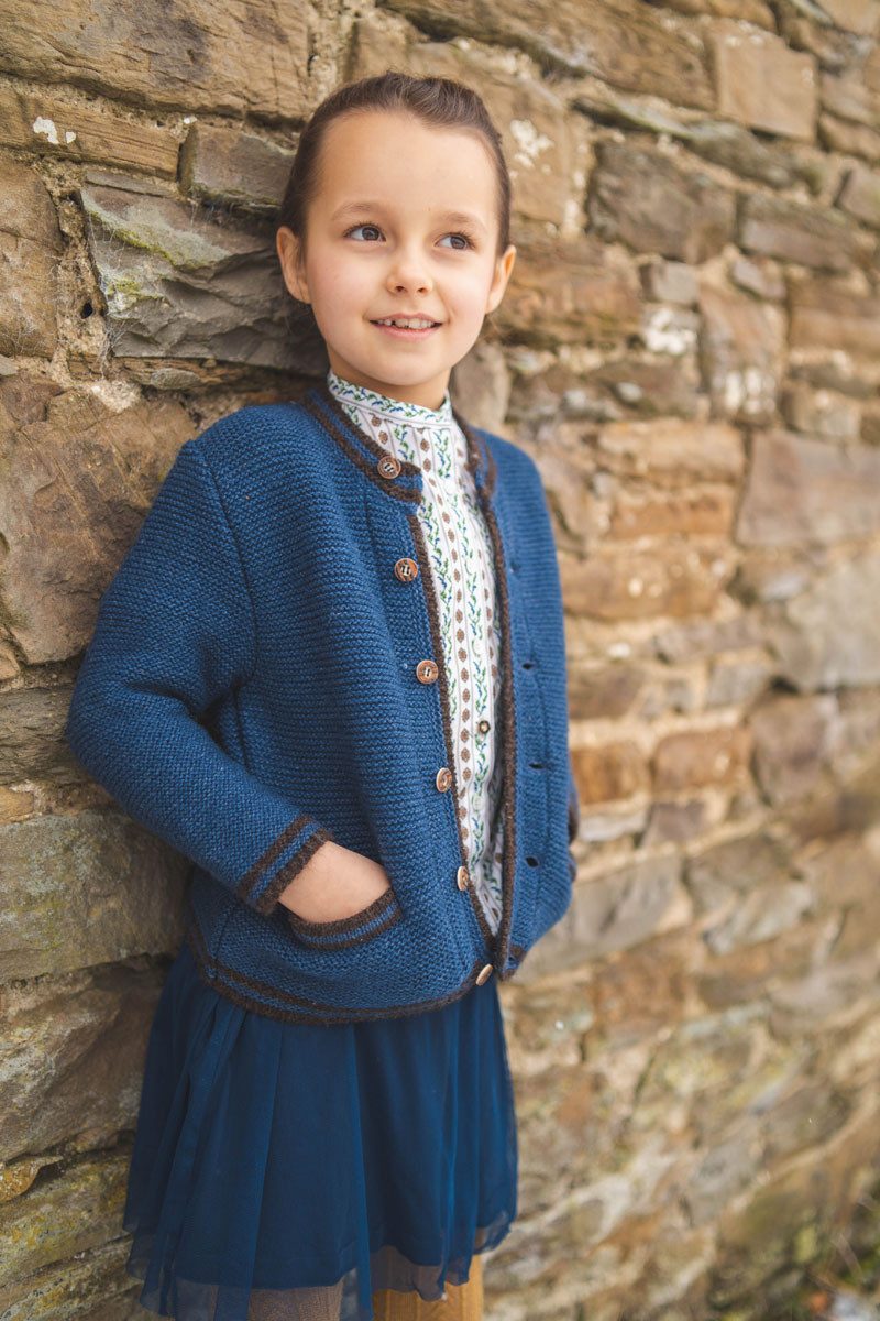 OS Trachten Strickjacke Ruruba Rundhalsausschnitt