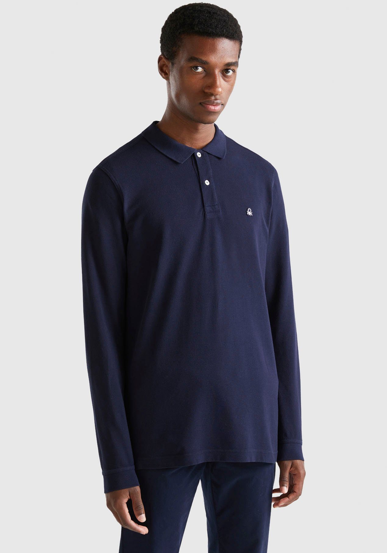 United Colors of Benetton Langarm-Poloshirt mit seitlichen, kleinen Schlitzen blau
