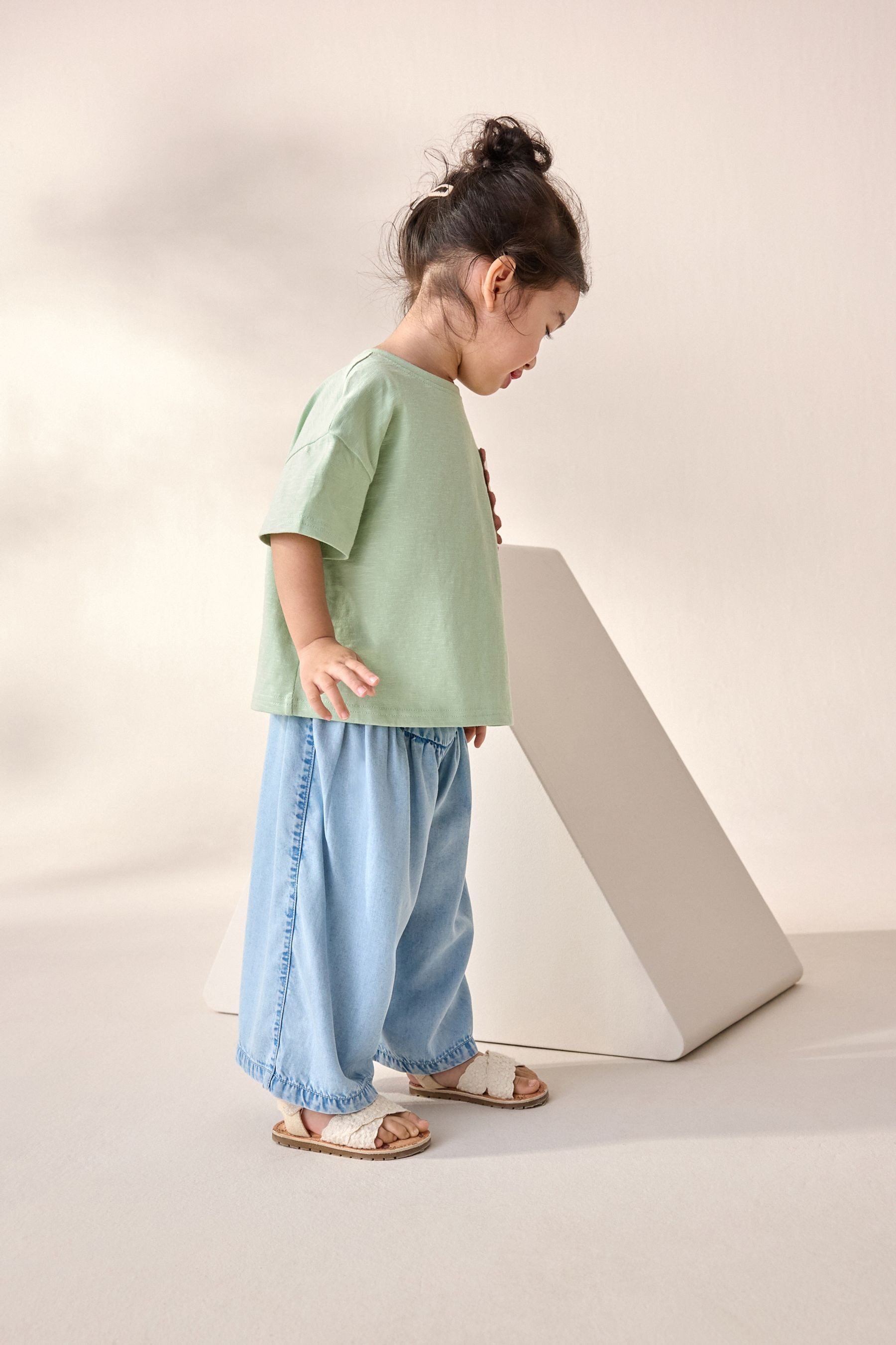 Next T-Shirt Kurzarm-T-Shirt mit bestickter Tasche (1-tlg)