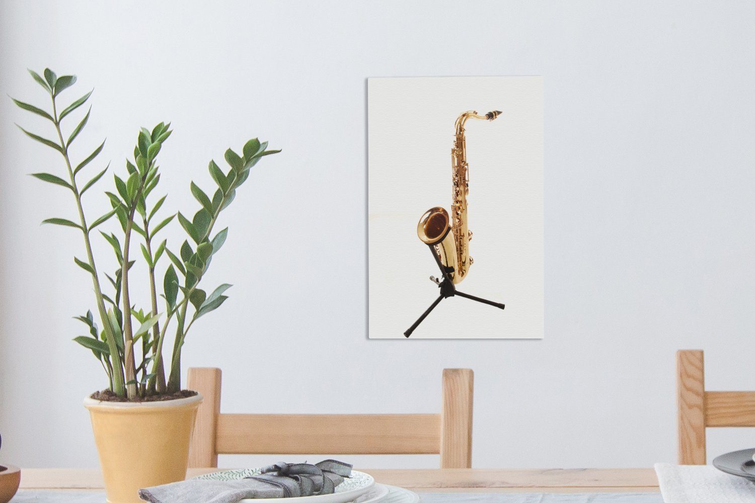 (1 Saxophon cm St), 20x30 Zackenaufhänger, schwarzen OneMillionCanvasses® Gemälde, Leinwandbild Ständer, einem bespannt auf Leinwandbild inkl. fertig