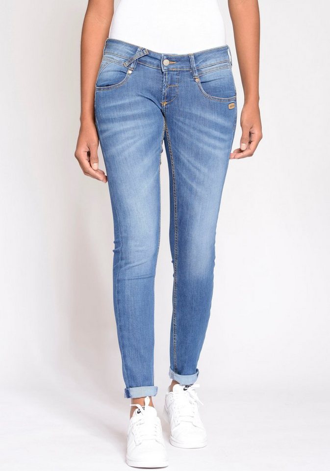 GANG Skinny-fit-Jeans 94Nena mit coolen Used-Effekten, Enge Skinny-fit Form  mit niedriger Leibhöhe