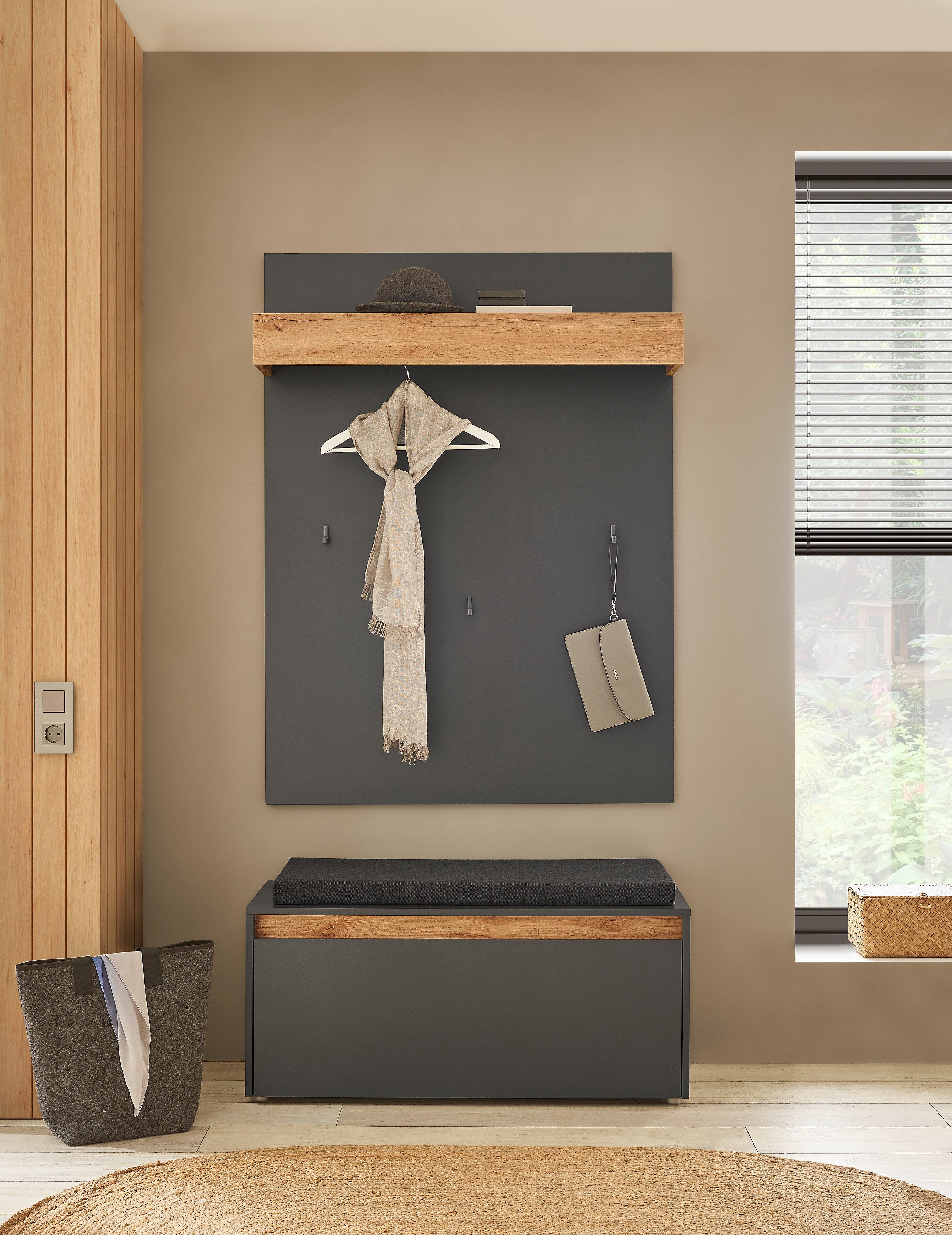 Home affaire Garderoben-Set GIRON/CiTY, moderne Garderobe, Komplettset mit viel Stauraum, (Komplett-Set, 2-St), enthält Garderobenpaneel & Schuhbank inkl. Sitzkissen, 100 cm breit