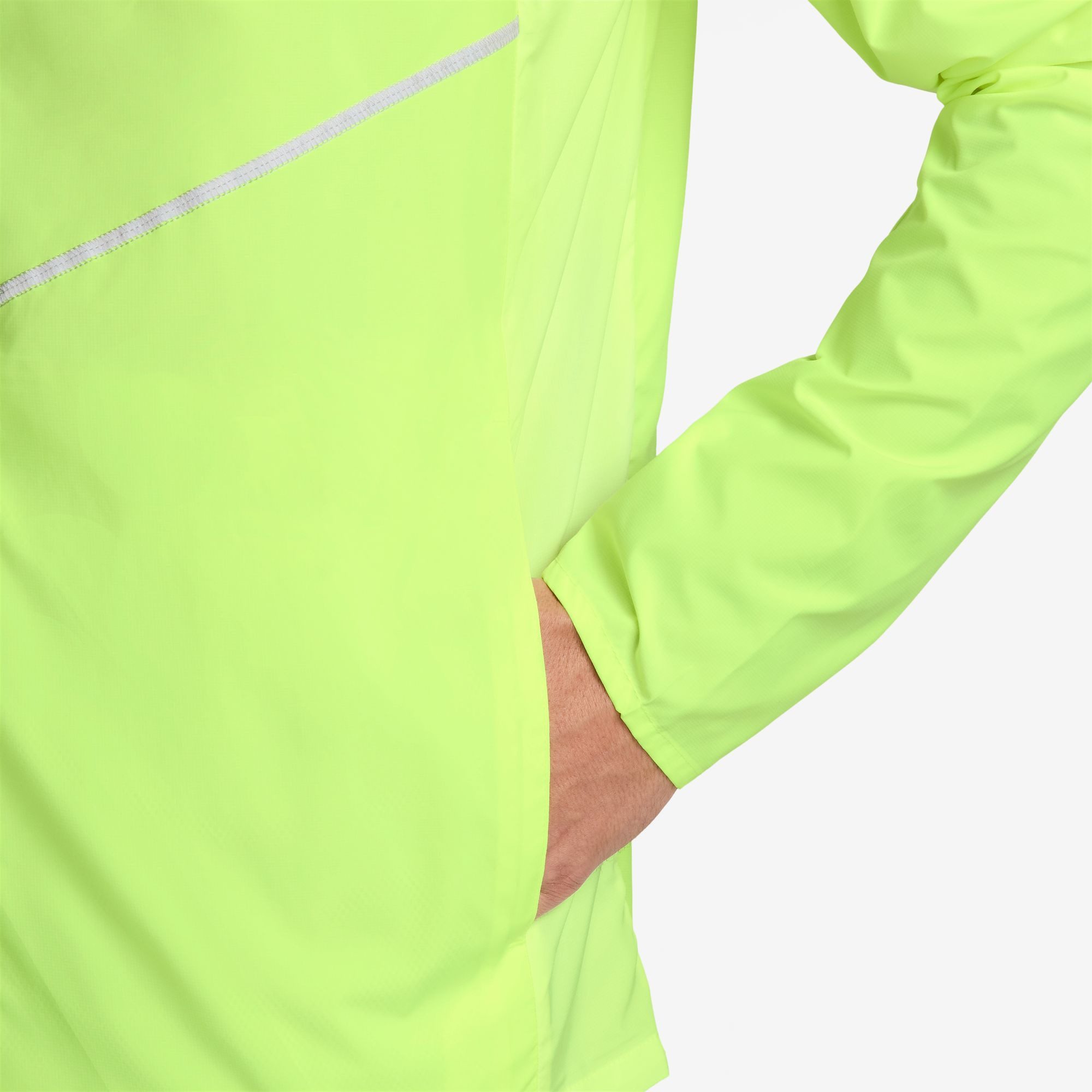 Nike Laufjacke M NK UV RPL MILER JKT wasserabweisend, windabweisend, atmungsaktiv, mit Reißverschluss