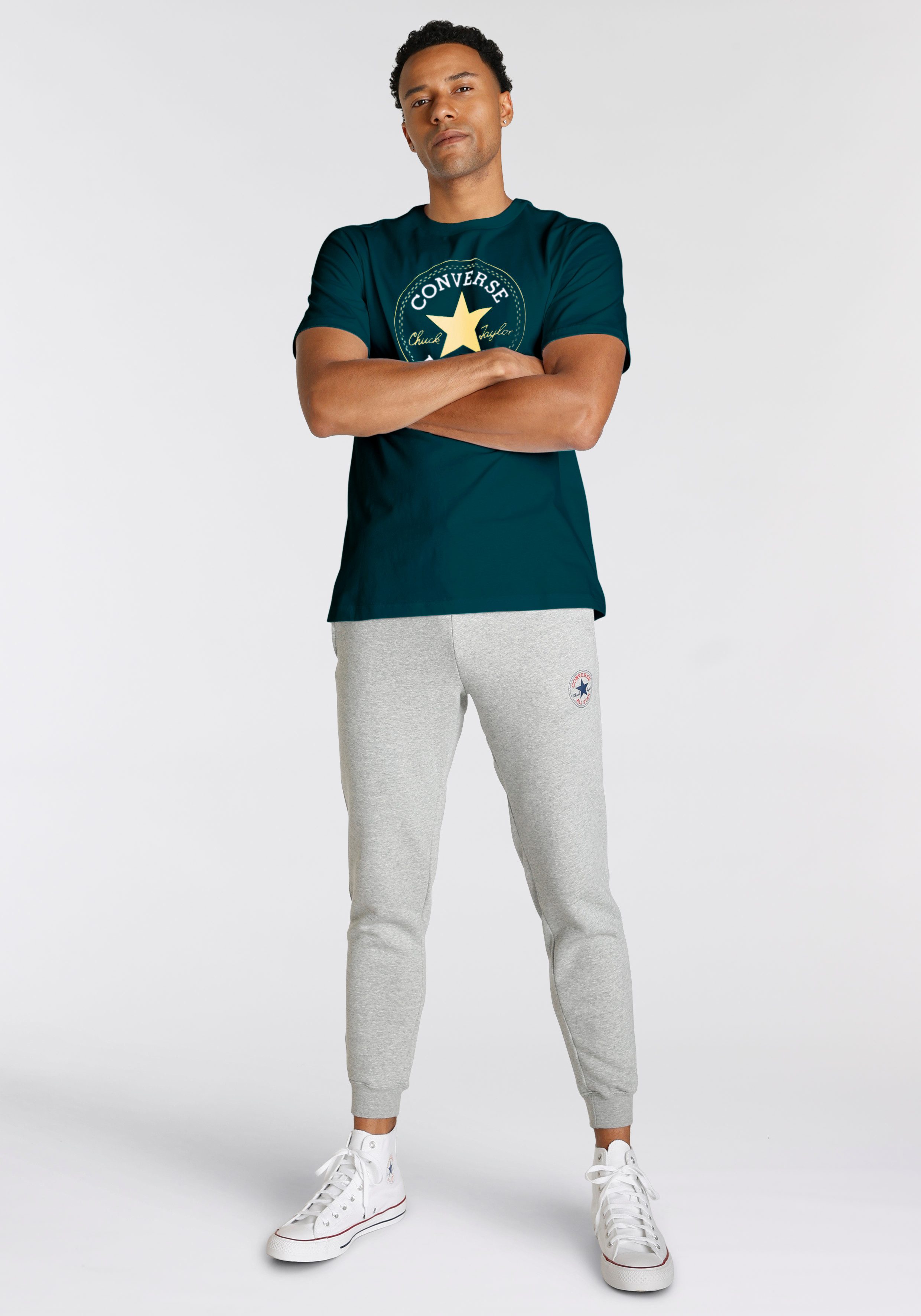 Converse T-Shirt UNISEX CONVERSE GO-TO ALL STAR PATCH LOGO STANDARD FIT T-SHIRT