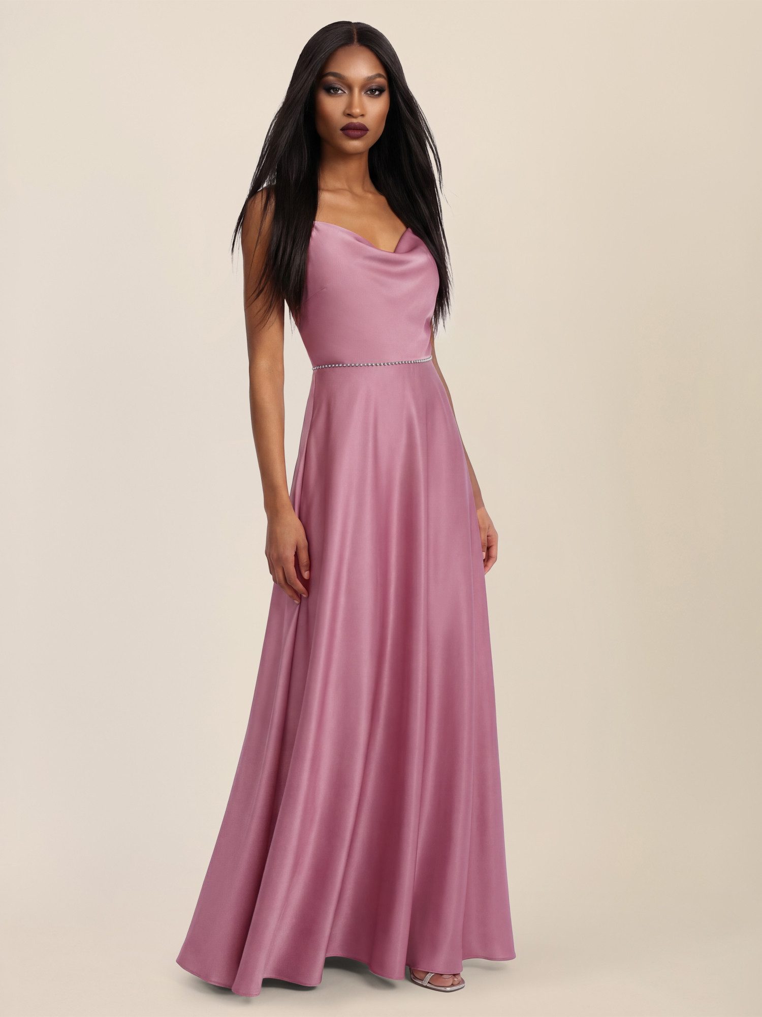 Apart Abendkleid mit Glitzerträgern