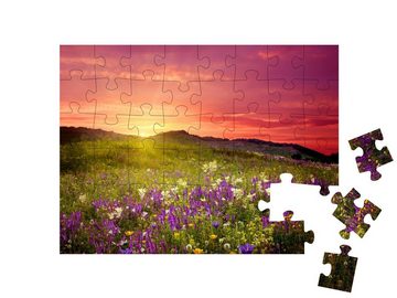 puzzleYOU Puzzle Berglandschaft mit Blumen, 48 Puzzleteile, puzzleYOU-Kollektionen Blumenwiesen, Blumen & Pflanzen