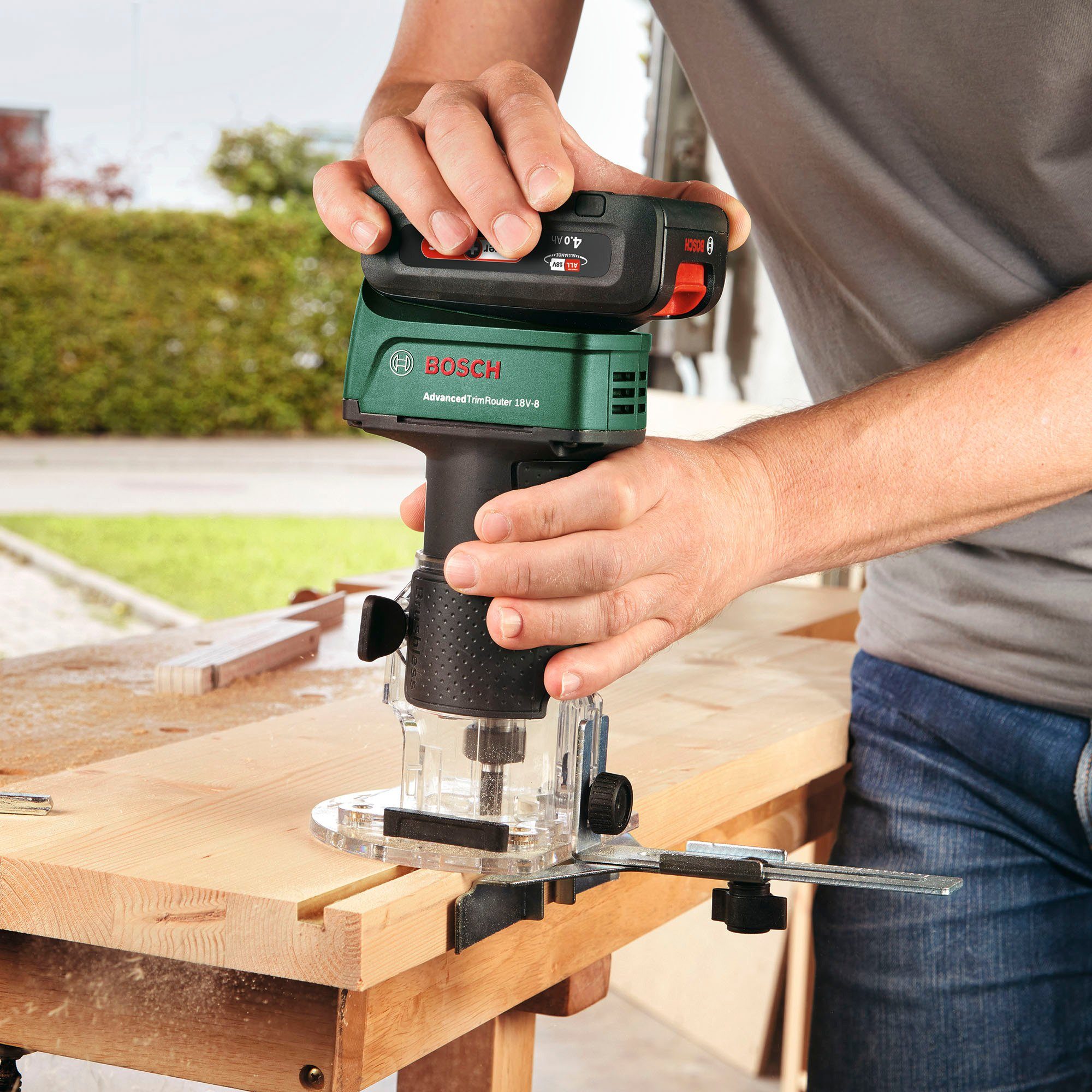 Bosch Home & Volt und V, Akku 18V-8 18 in Solo ohne Ladegerät, Akku-Fräse Tool, Garden 18 System AdvancedTrimRouter