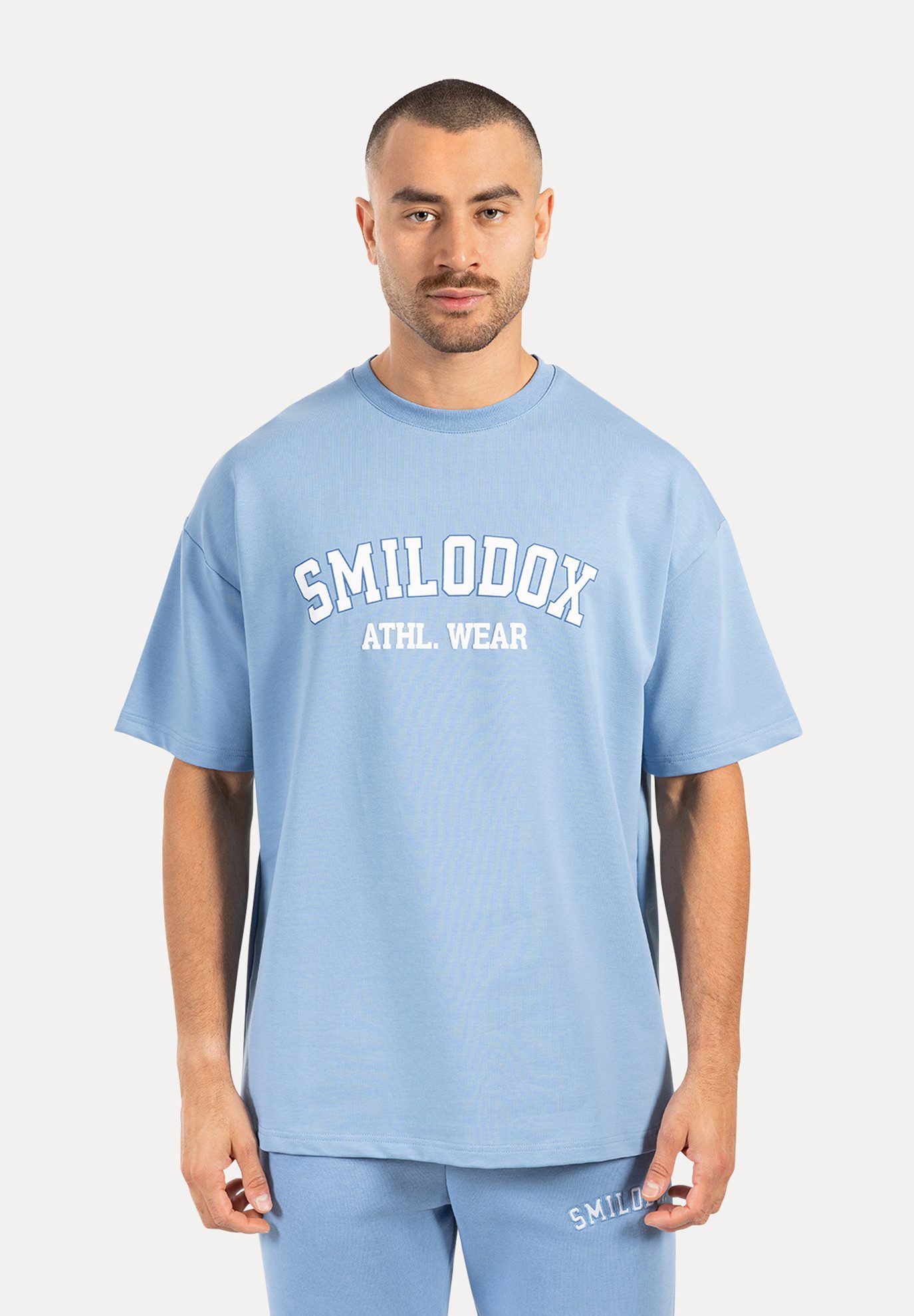 Smilodox T-Shirt Kayson, Locker geschnittenes Oversize Shirt mit Retro Fron günstig online kaufen