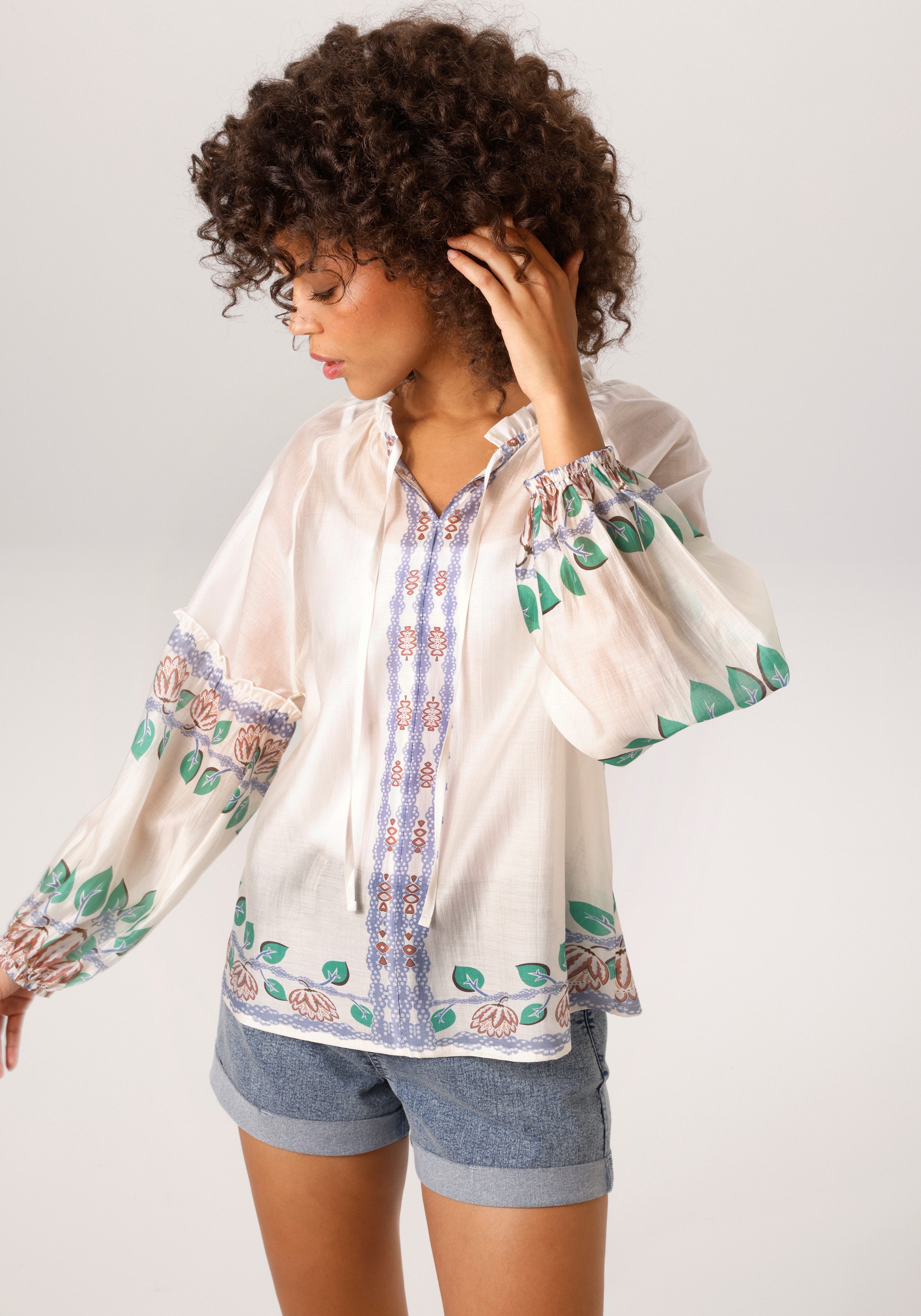 Aniston CASUAL Schlupfbluse mit Bordüren und großem Mandala-Druck im Rücken günstig online kaufen