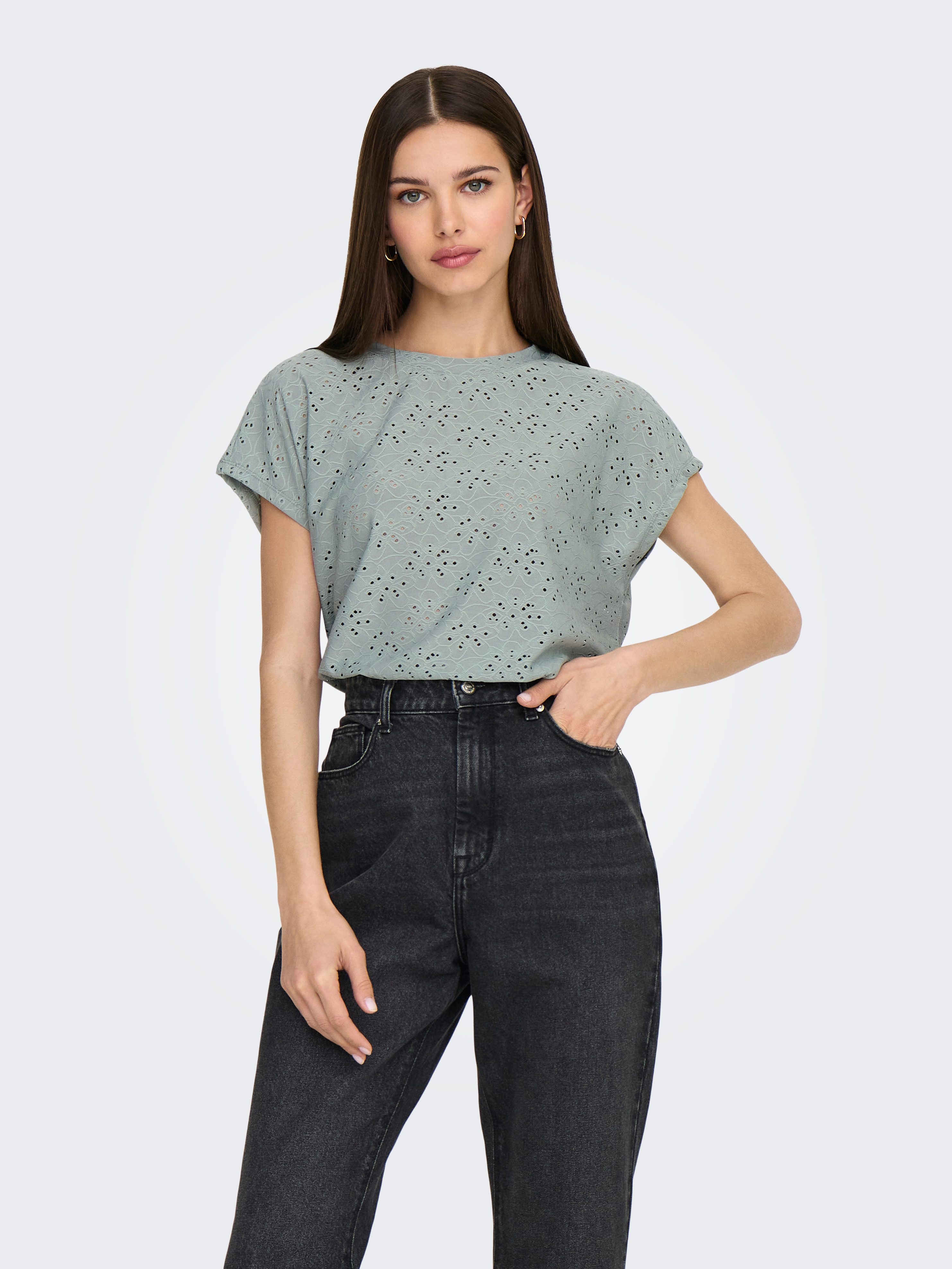 ONLY Kurzarmshirt ONLSMILLA LIFE S/S TOP JRS NOOS regular fit, modisch, Single Jersey, Materialmix, Rundhals