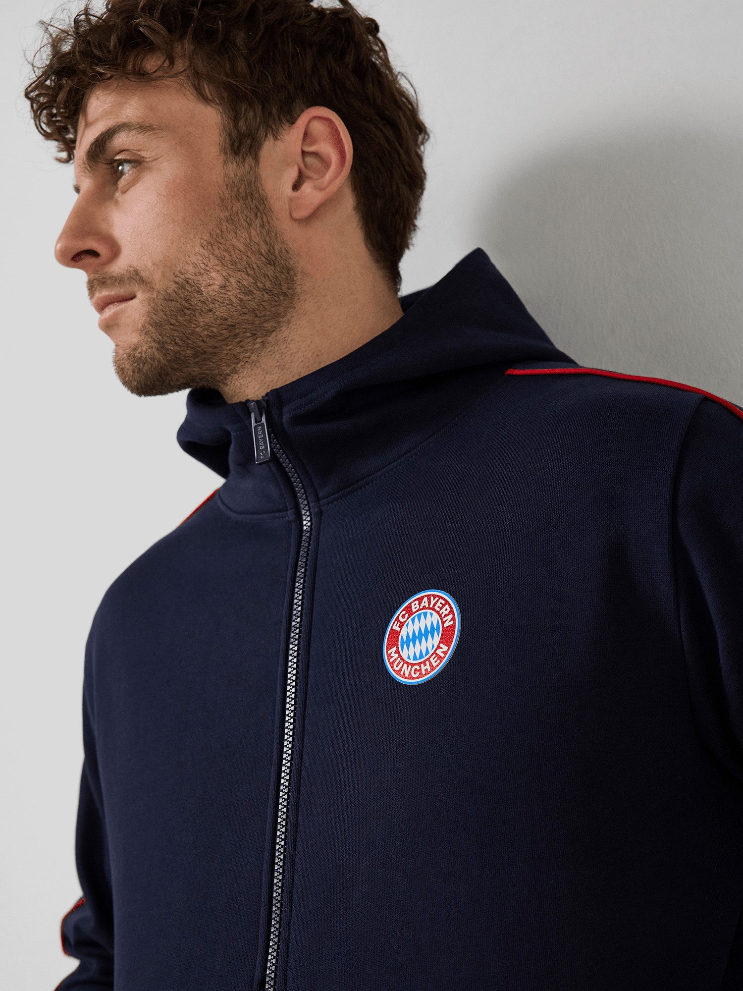 FC Bayern München Kapuzensweatjacke FC Bayern München, Zip-Hoodie Essentials, Herren, Navy