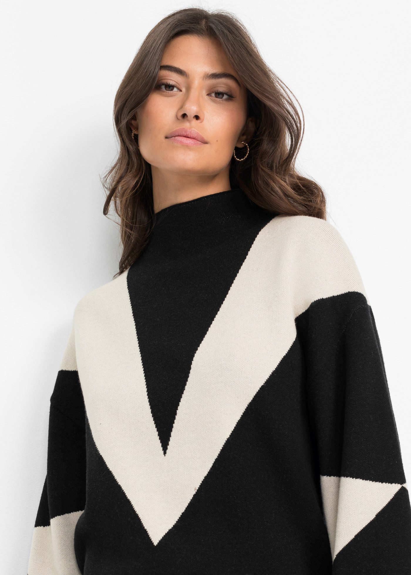 bonprix Strickpullover im grafischen Intarsien‑Strick mit Viskoseanteil