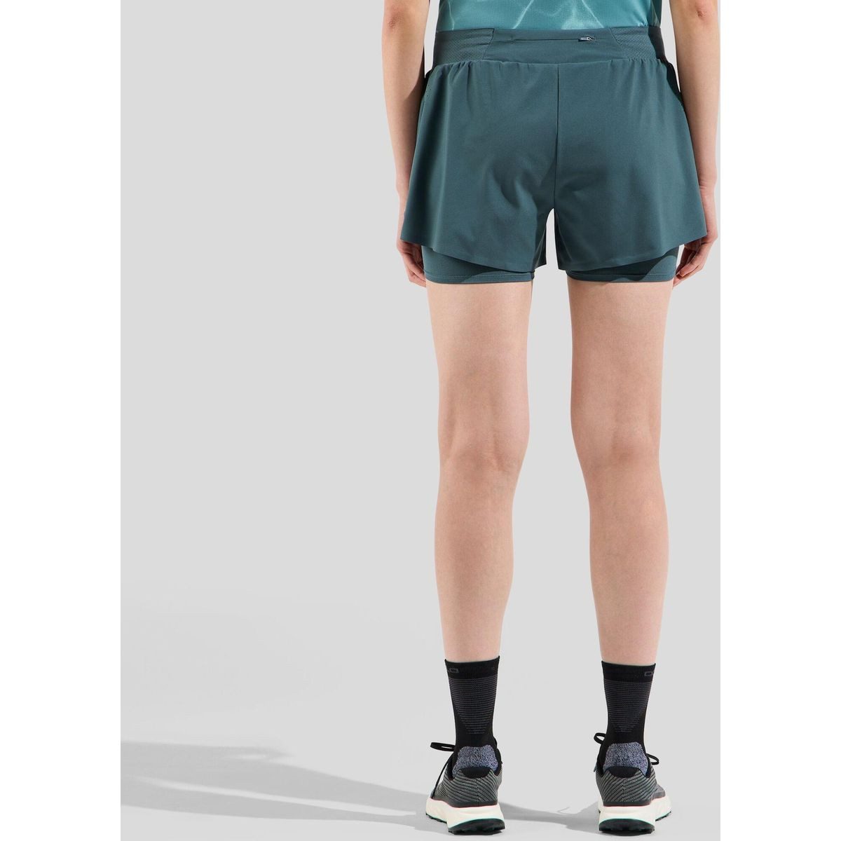 Odlo Laufshorts Women's Zeroweight 3 Inch 2-in-1 Shorts Leichte und atmungsaktive 2-in-1 Shorts für maximale