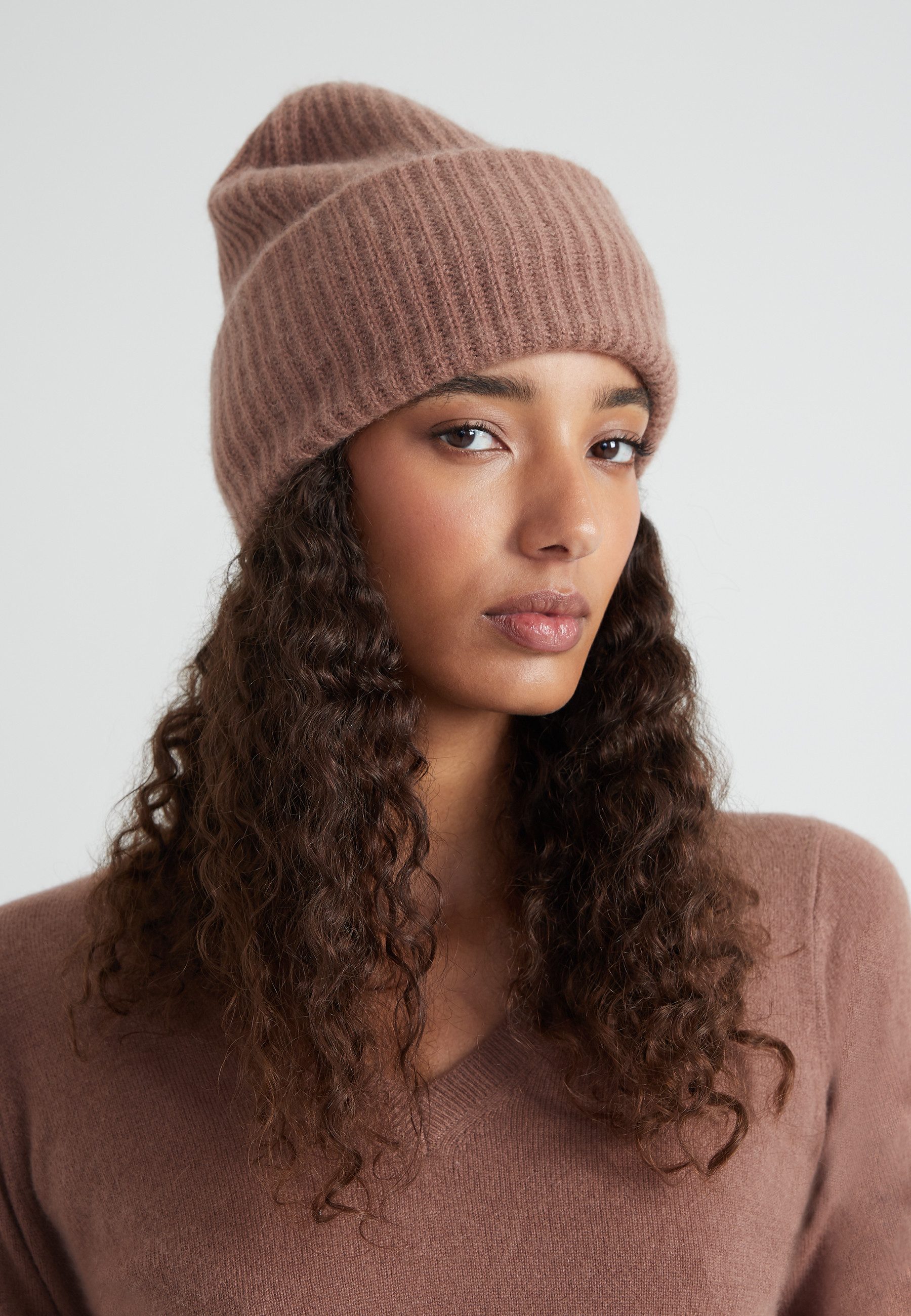 Style & Republic Beanie mit breitem Umschlag