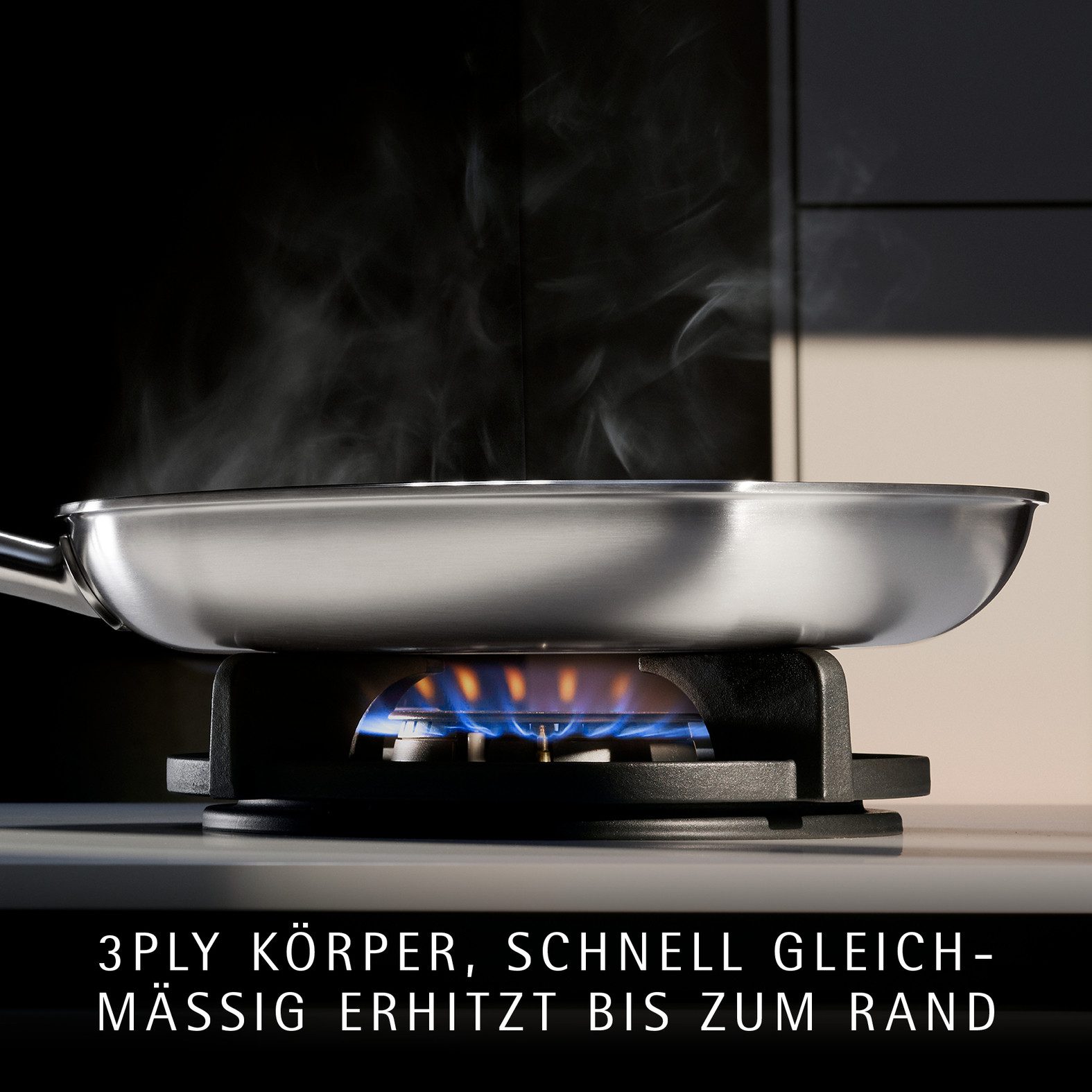 WMF Servierpfanne Ultimate Profi Resist, Edelstahl (1-tlg), Honeycomb-Wabenstruktur, backofenfest, Hohlgriff, Schüttrand