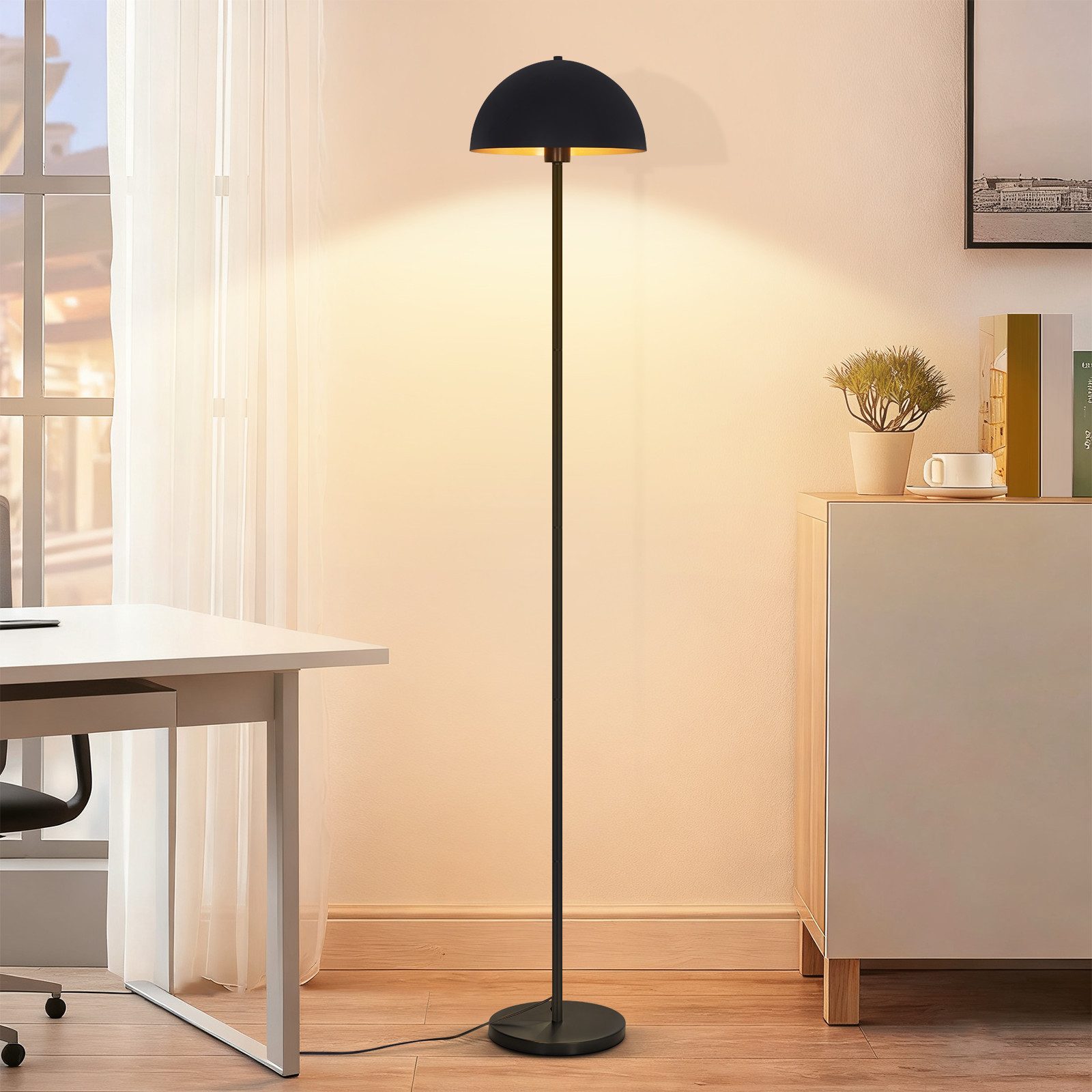 ZMH Stehlampe 170 cm Schwarz-Gold, moderne Stehleuchte aus Metall, E27, Fußschalter, ohne Leuchtmittel, Bodenlampe für Wohnzimmer, Schlafzimmer und Leseecke