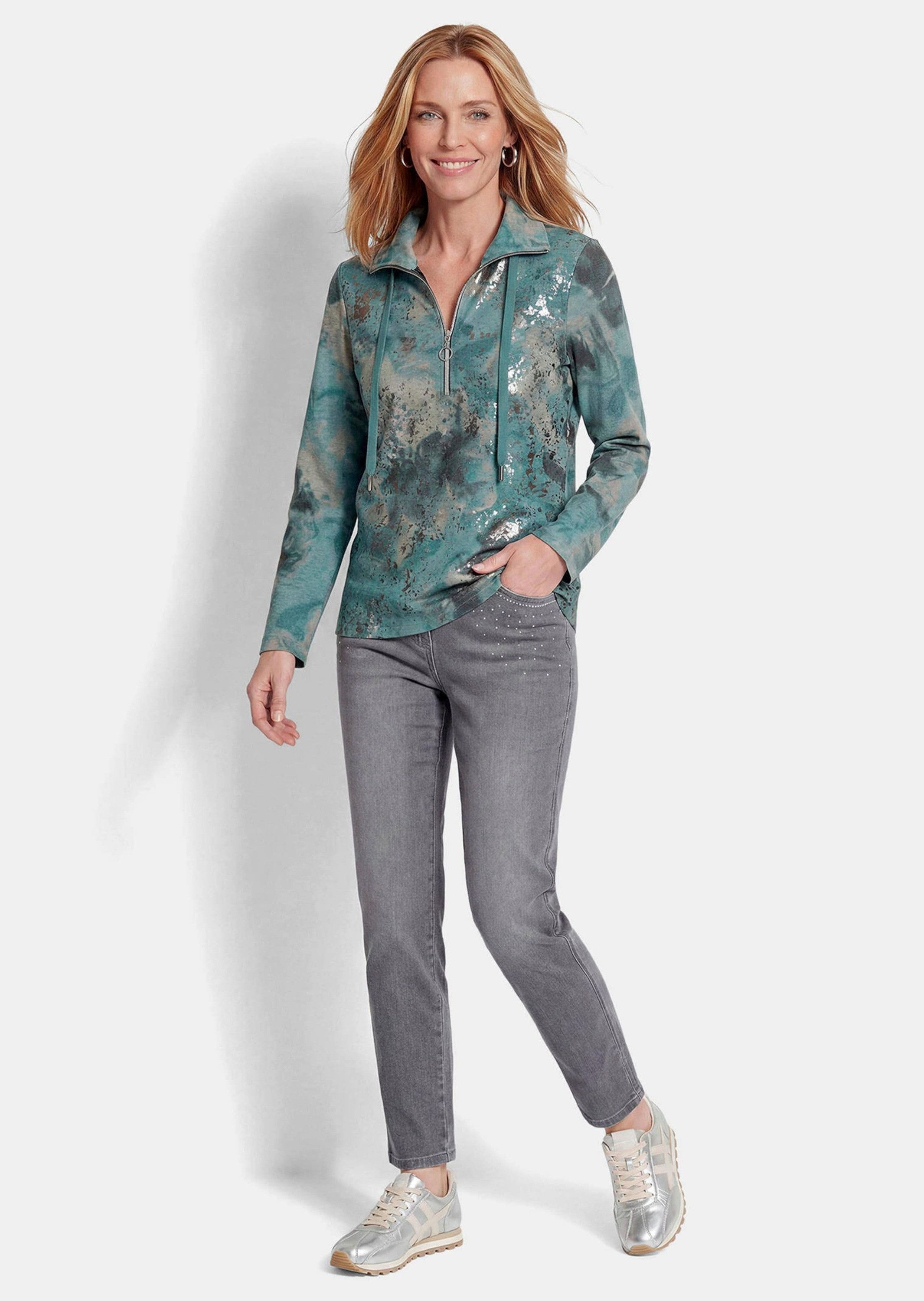 GOLDNER Sweatshirt Troyer mit glänzendem Print Sweatpullover mit Langarm, Kordeln und Reißverschlusskragen