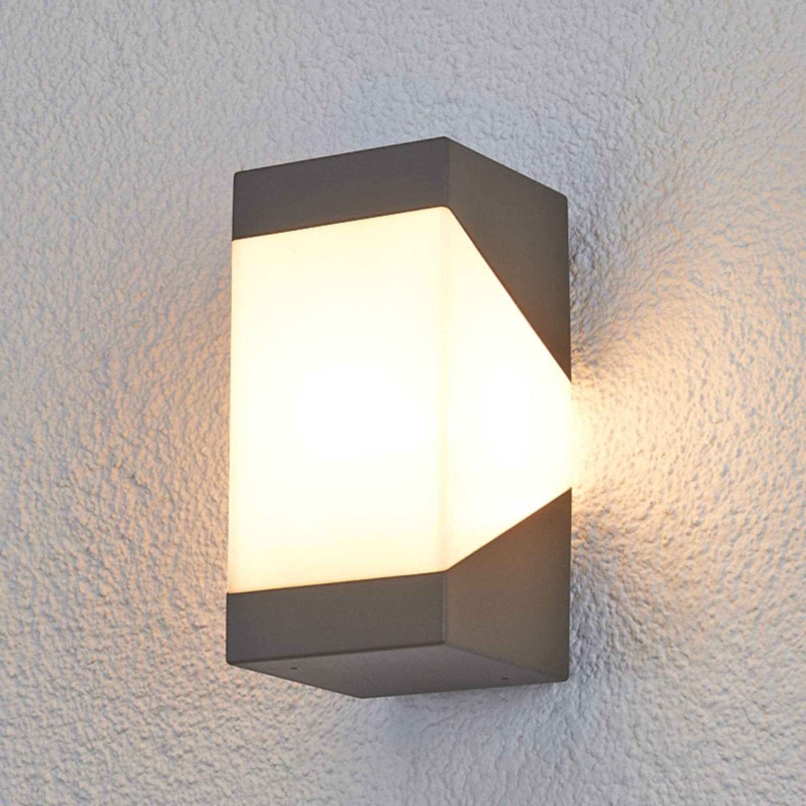 Lucande Außen-Wandleuchte Kiran, Metall, Schwarz IP44, 1 x 40 W