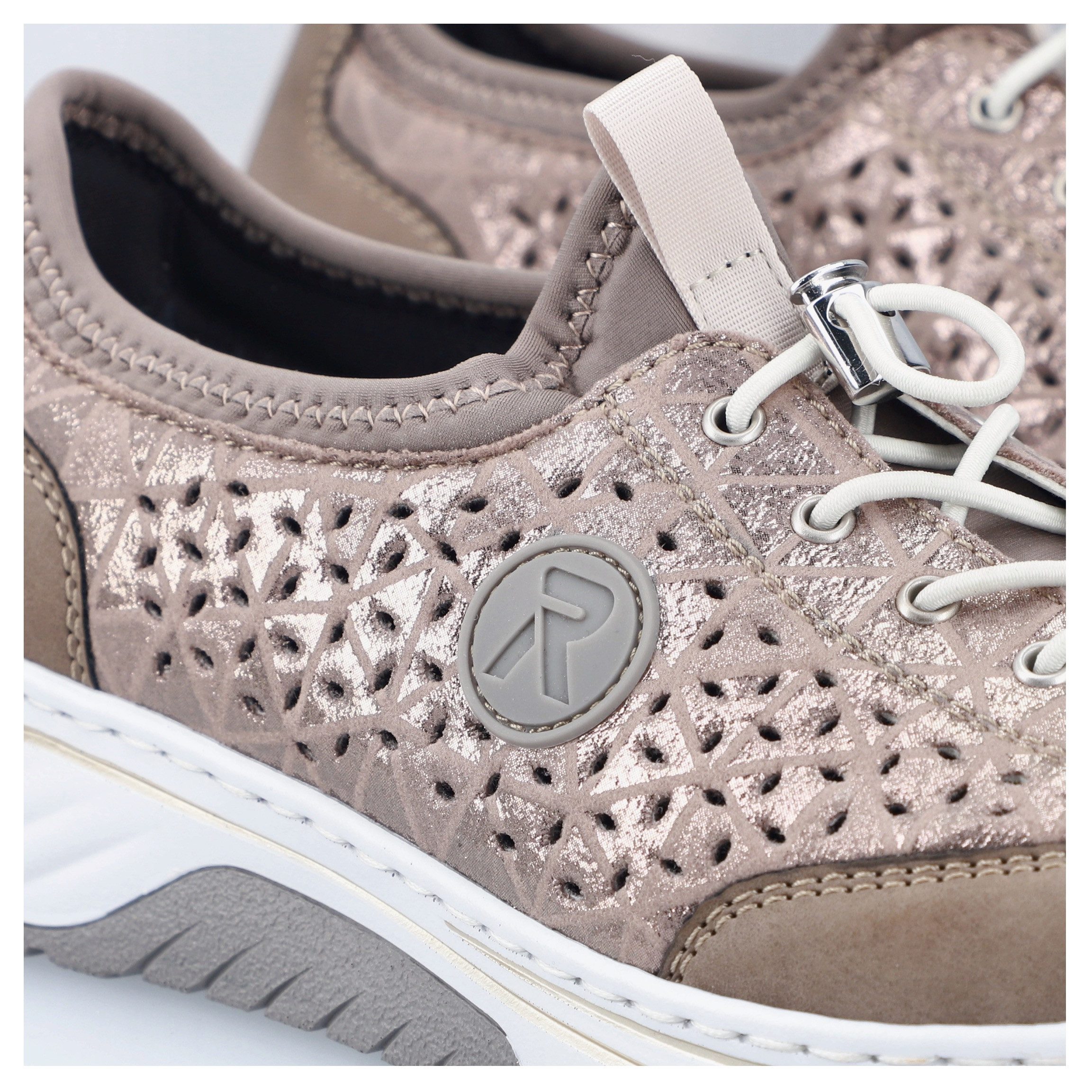 Rieker Slip-On Sneaker Slipper, Freizeitsneaker, Halbschuh in Metallic-Optik
