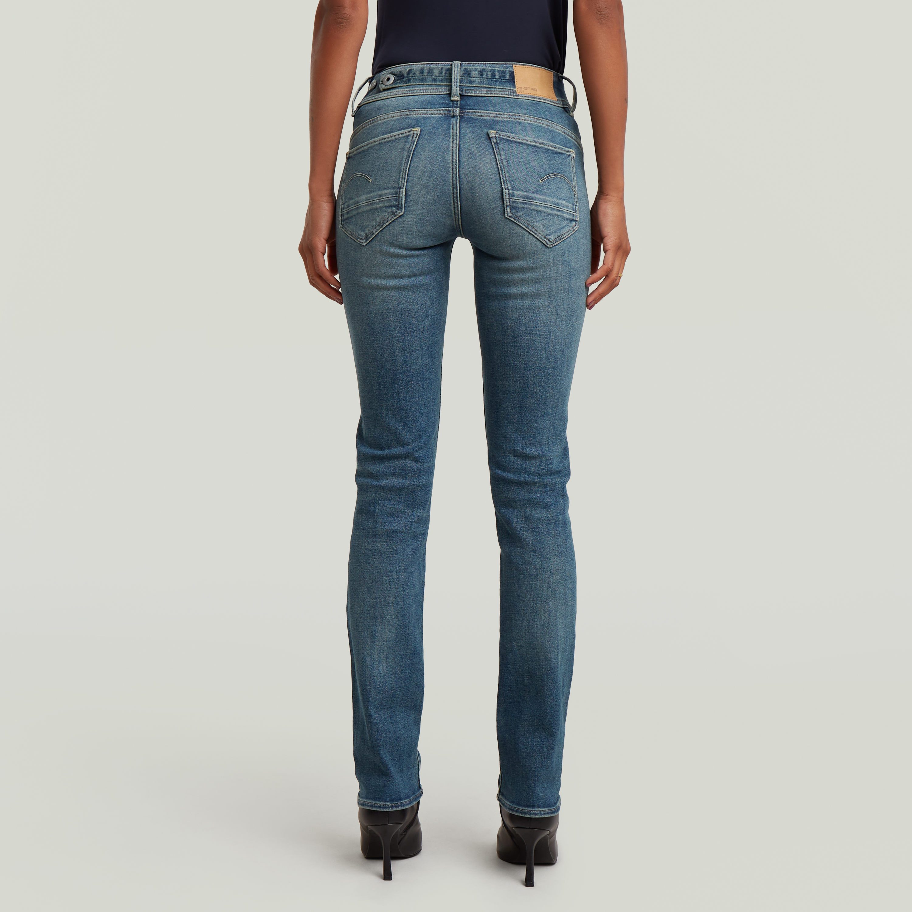 G-STAR Straight-Jeans Midge 5-Pocket-Design mit markanten Steppnähten