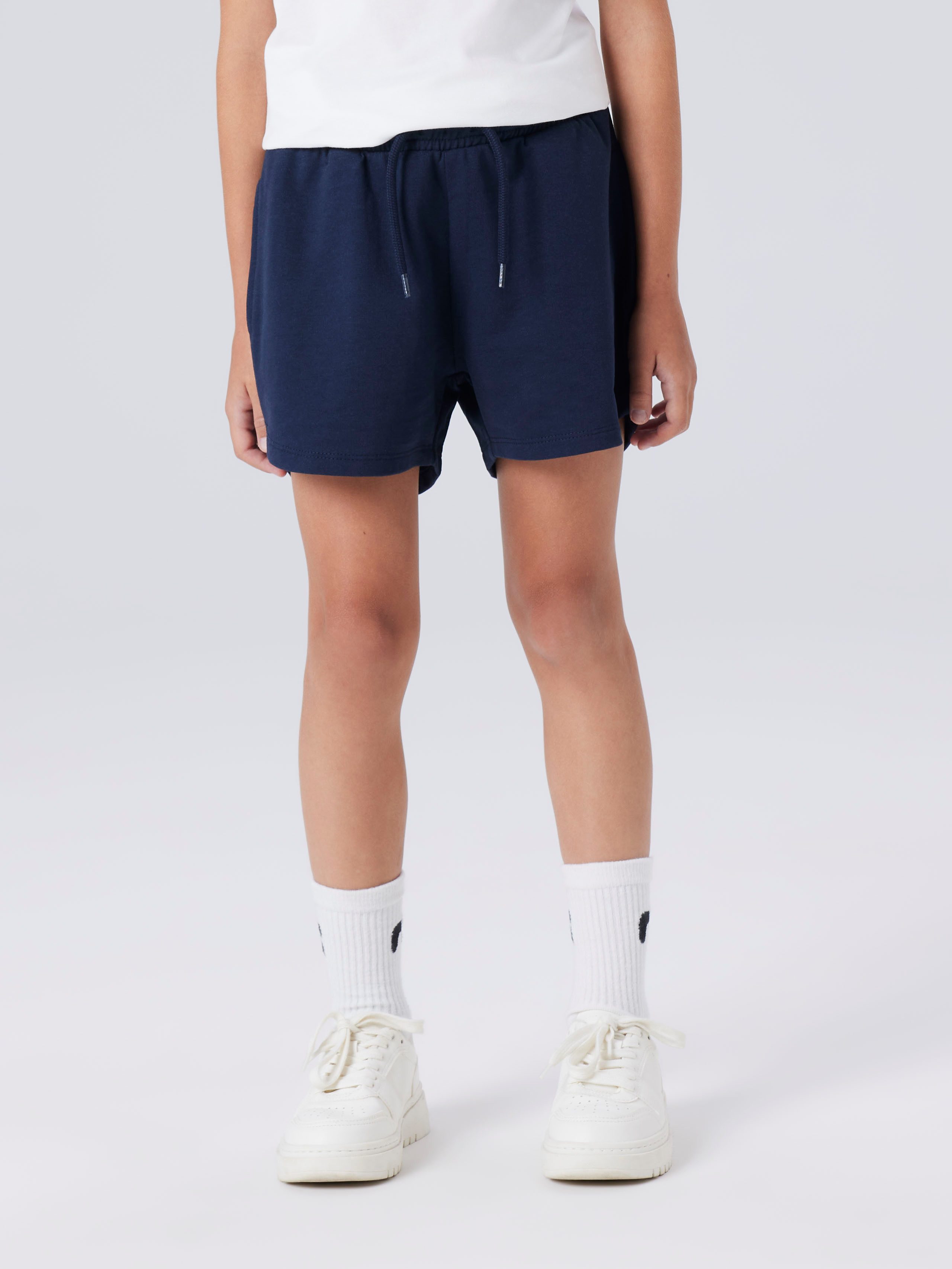 Name It Sweatshorts NKFBRALLY SWEAT SHORTS UNB NOOS Baumwollmischung, elastische Taille