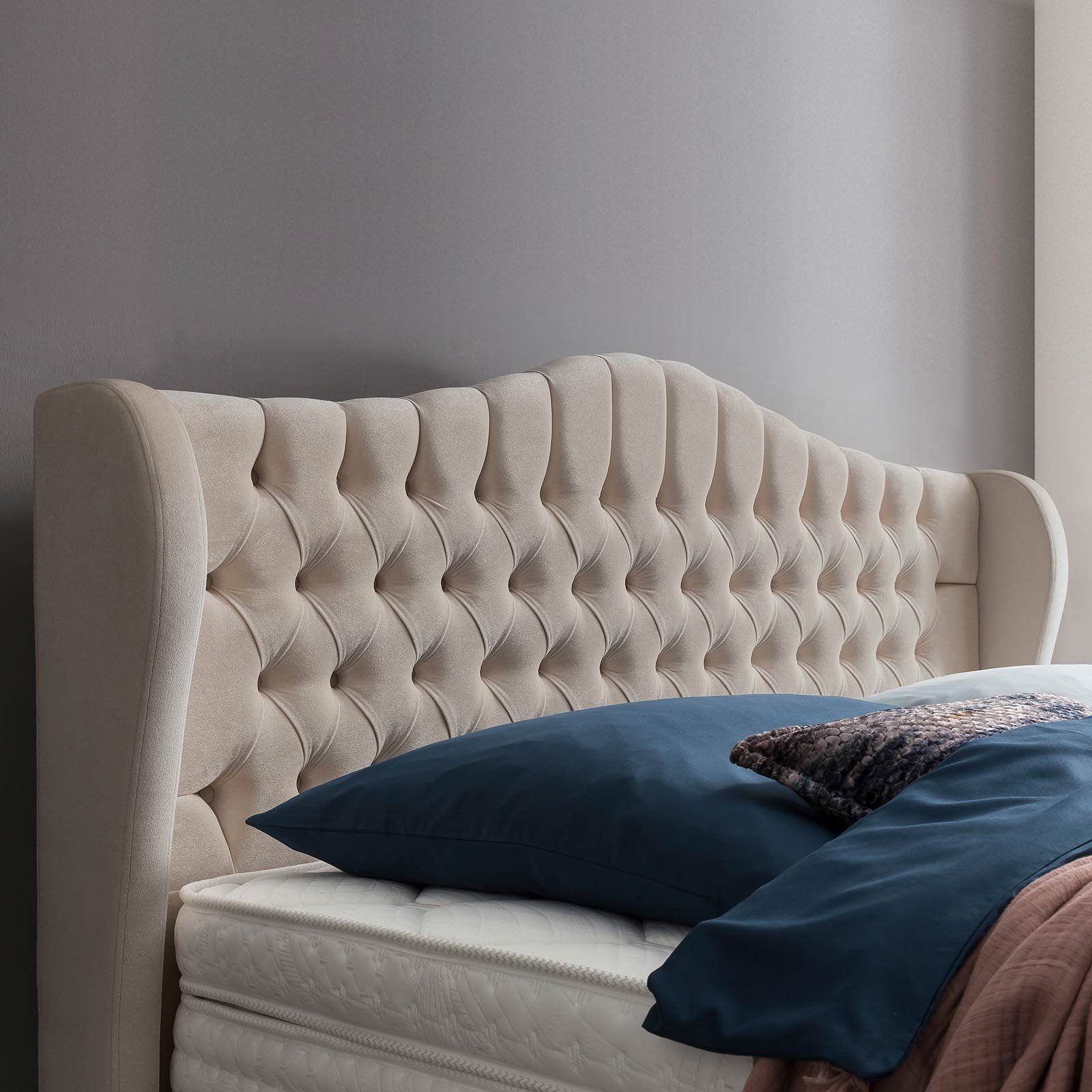 BettCo Boxspringbett Maison (in Beige Samt, günstig online kaufen