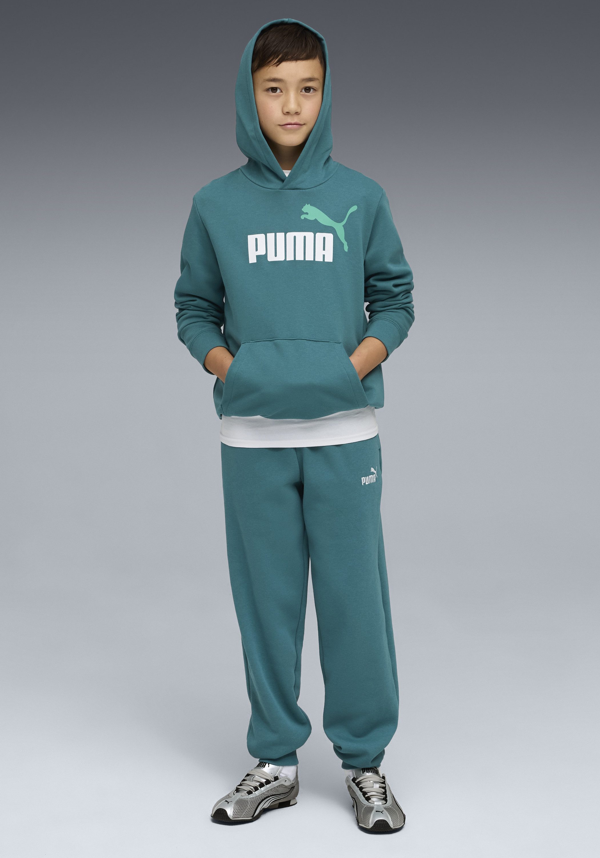 PUMA Trainingshose ESS NO. 1 LOGO SWEATPANTS FL B Regular Fit, mit Eingrifftaschen, mit elastischem Bund