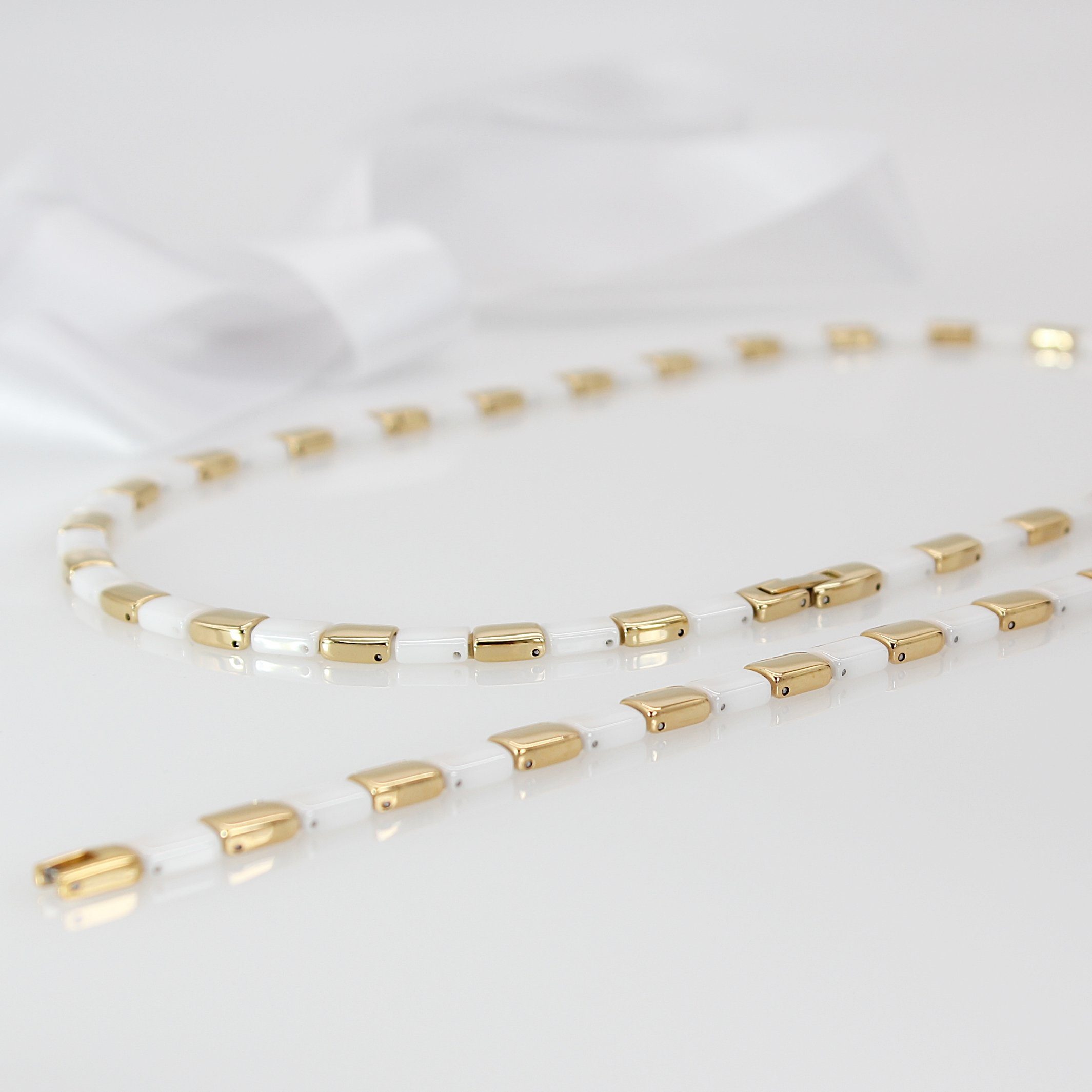 Armbandlänge 19 Gold inklusive Armband aus Breite Geschenkschachtel Collier-Set ELLAWIL Weiß, und 6 Collier (Kettenlänge 48 cm, und mm), Keramik Edelstahl cm,