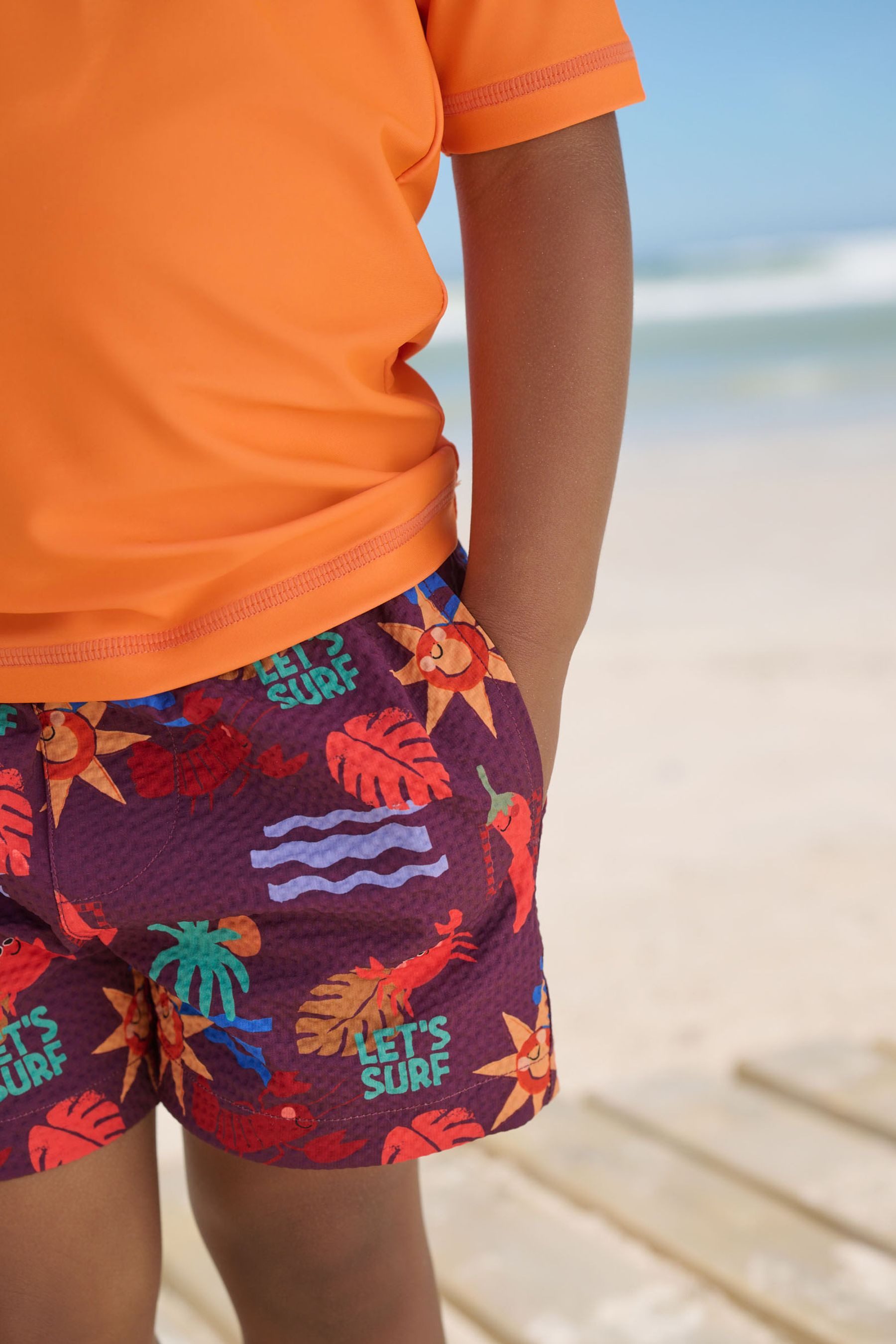 Next Badeanzug Rash-Trägertop und Badeshorts im Sonnenschutzset (2-St)