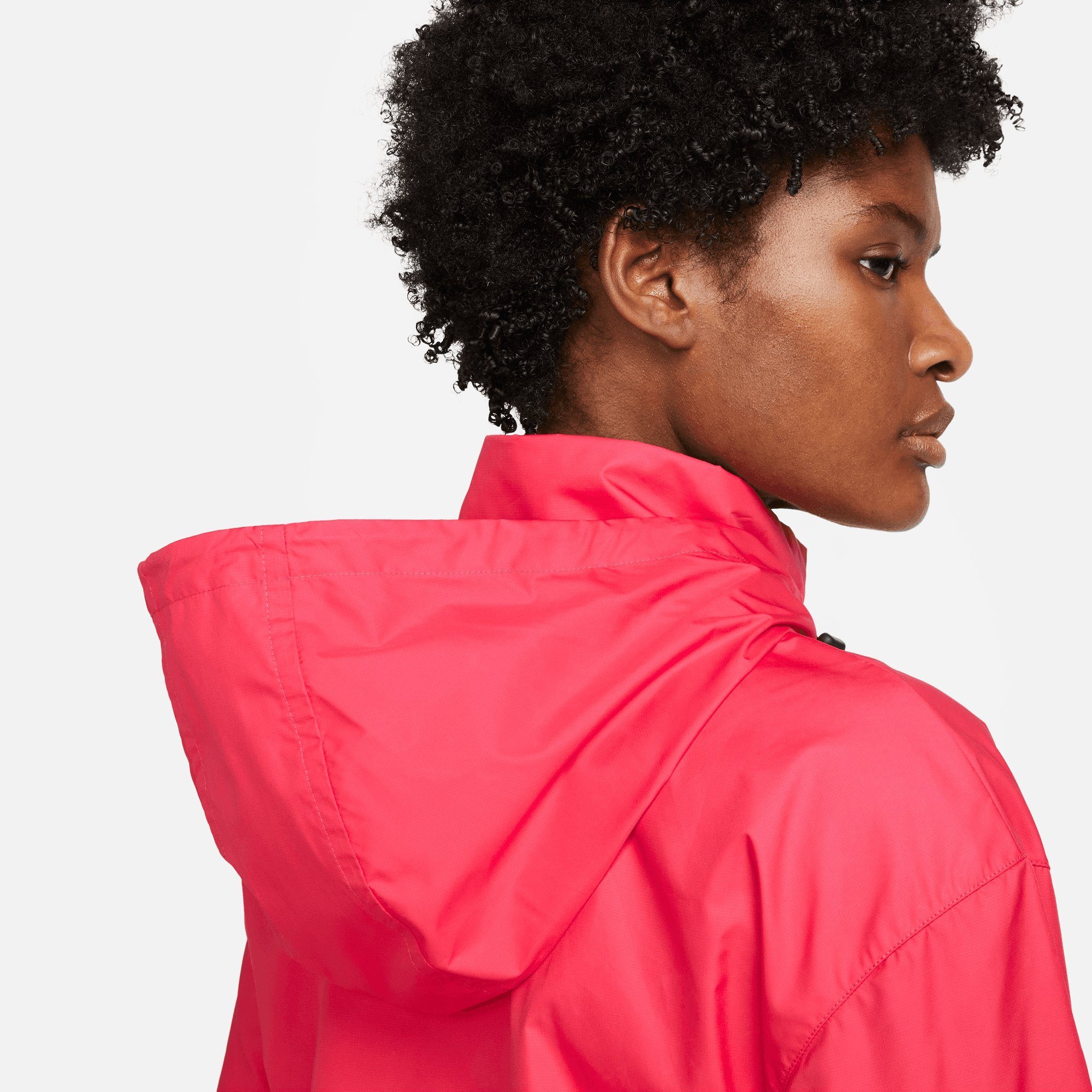 FUSION JACKET SILV LT W RED/BLACK/REFLECTIVE NK REPEL FAST Nike Laufjacke