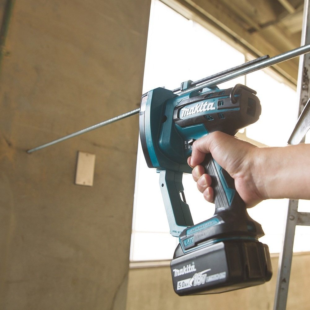 Makita Akku-Gewindestangentrenner, 18 in V, 18V, DSC102ZJ, M6-M10, Ohne Akku in MAKPAC 3
