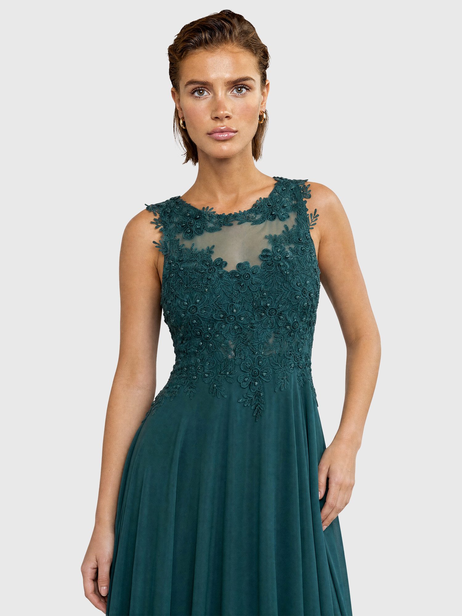 Apart Cocktailkleid mit floraler Spitze und Chiffon
