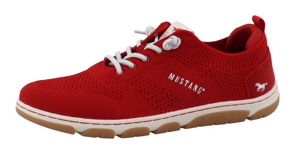 Mustang Shoes Sue Slip-On Sneaker Freizeitschuh, Halbschuh, Slipper mit Logoschriftzügen