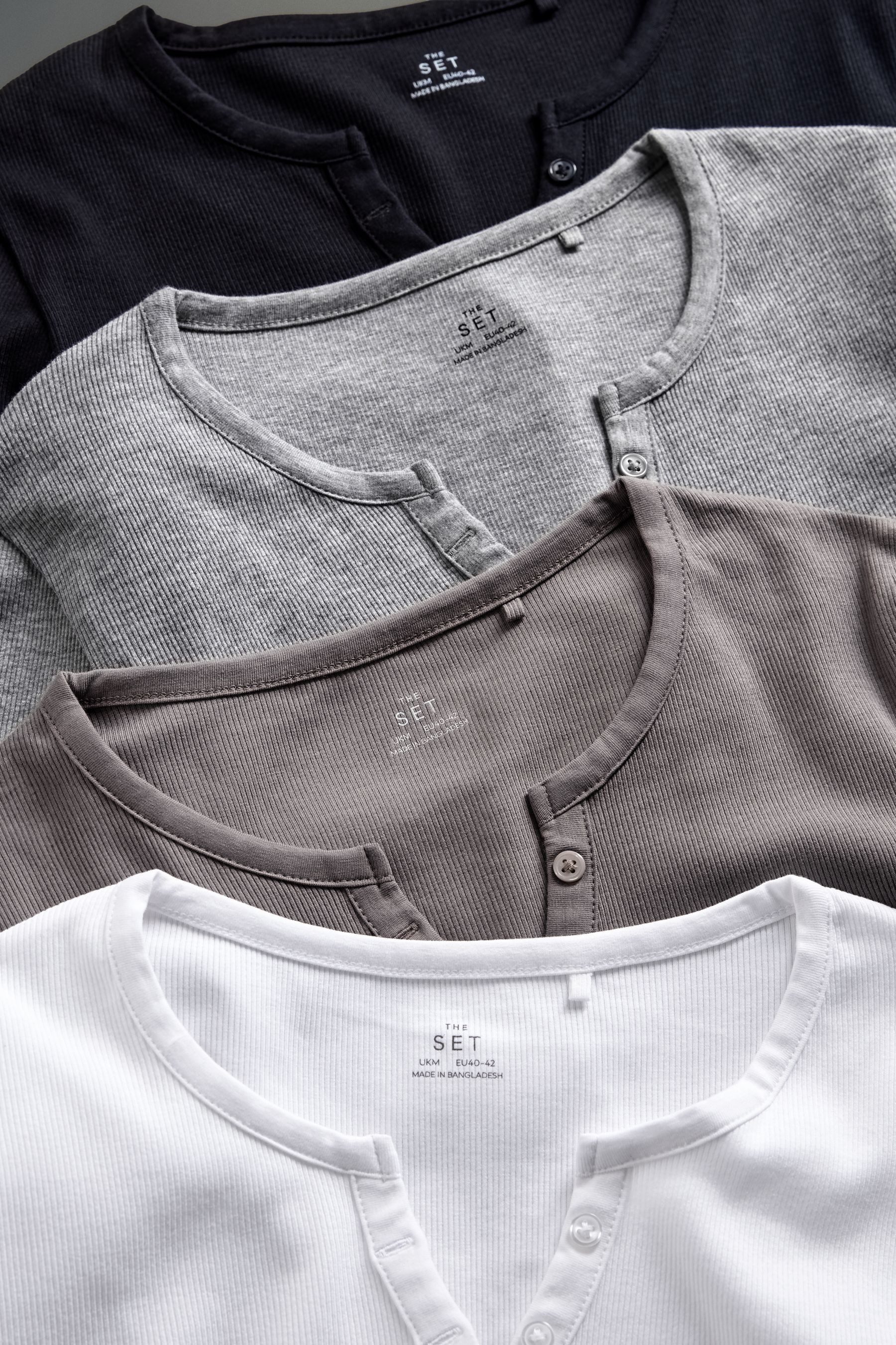 The Set Langarmshirt The Set gerippte Henley-Langarmshirts, 4er-Pack (4-tlg)