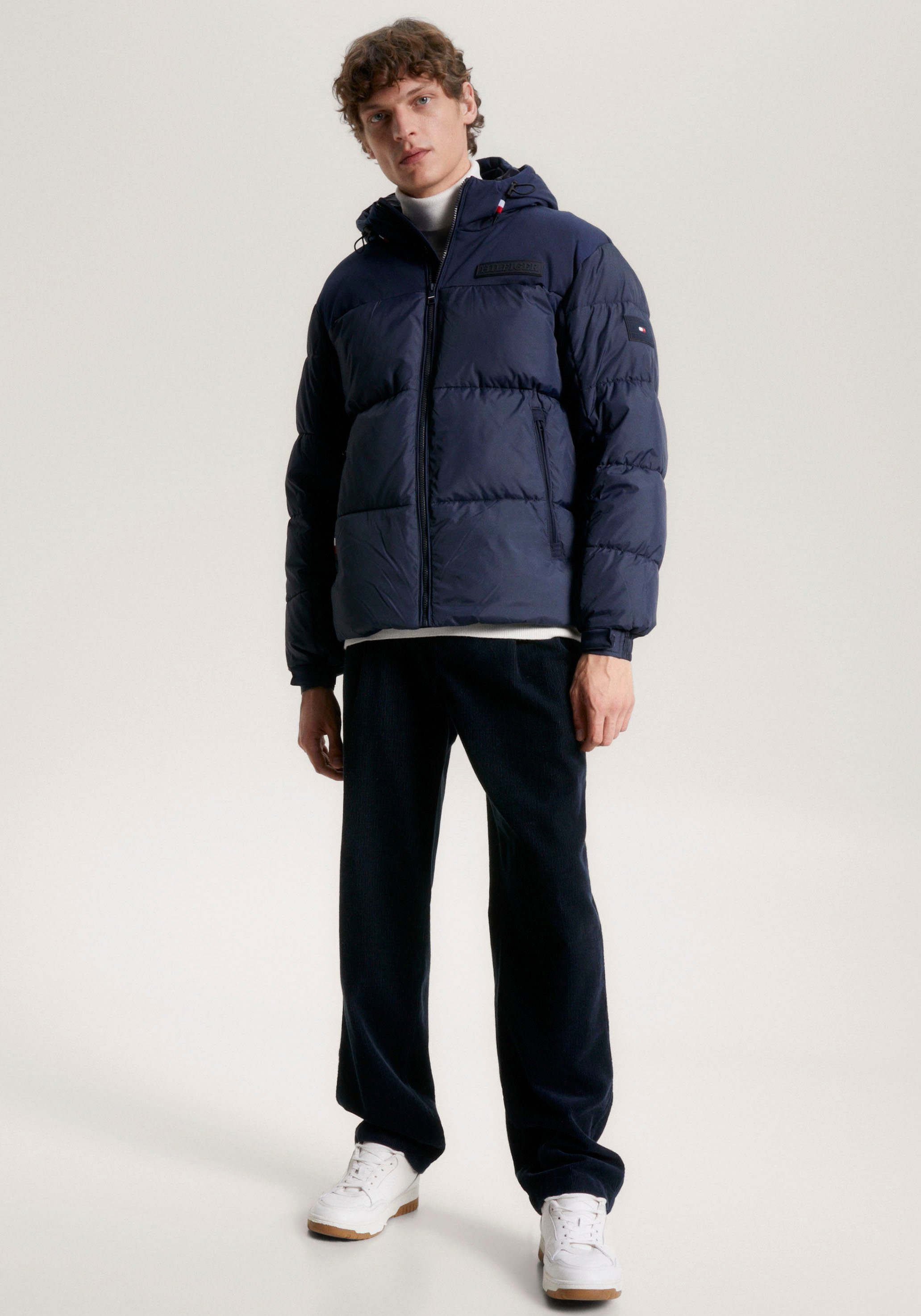 Tommy Hilfiger Steppjacke NEW YORK HOODED JACKET hochgeschlossene Winterjacke, wasserabweisend, verstellbare Ärmel