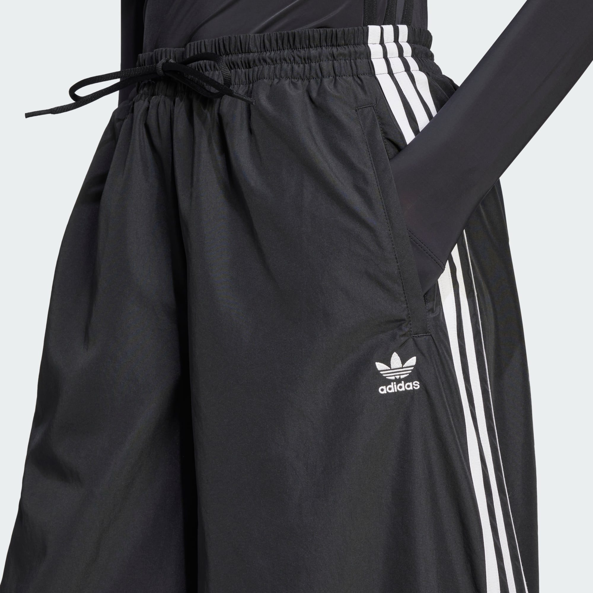 adidas Originals Jogginghose ADICOLOR FIREBIRD OVERSIZED TRAININGSHOSE (1-tlg)