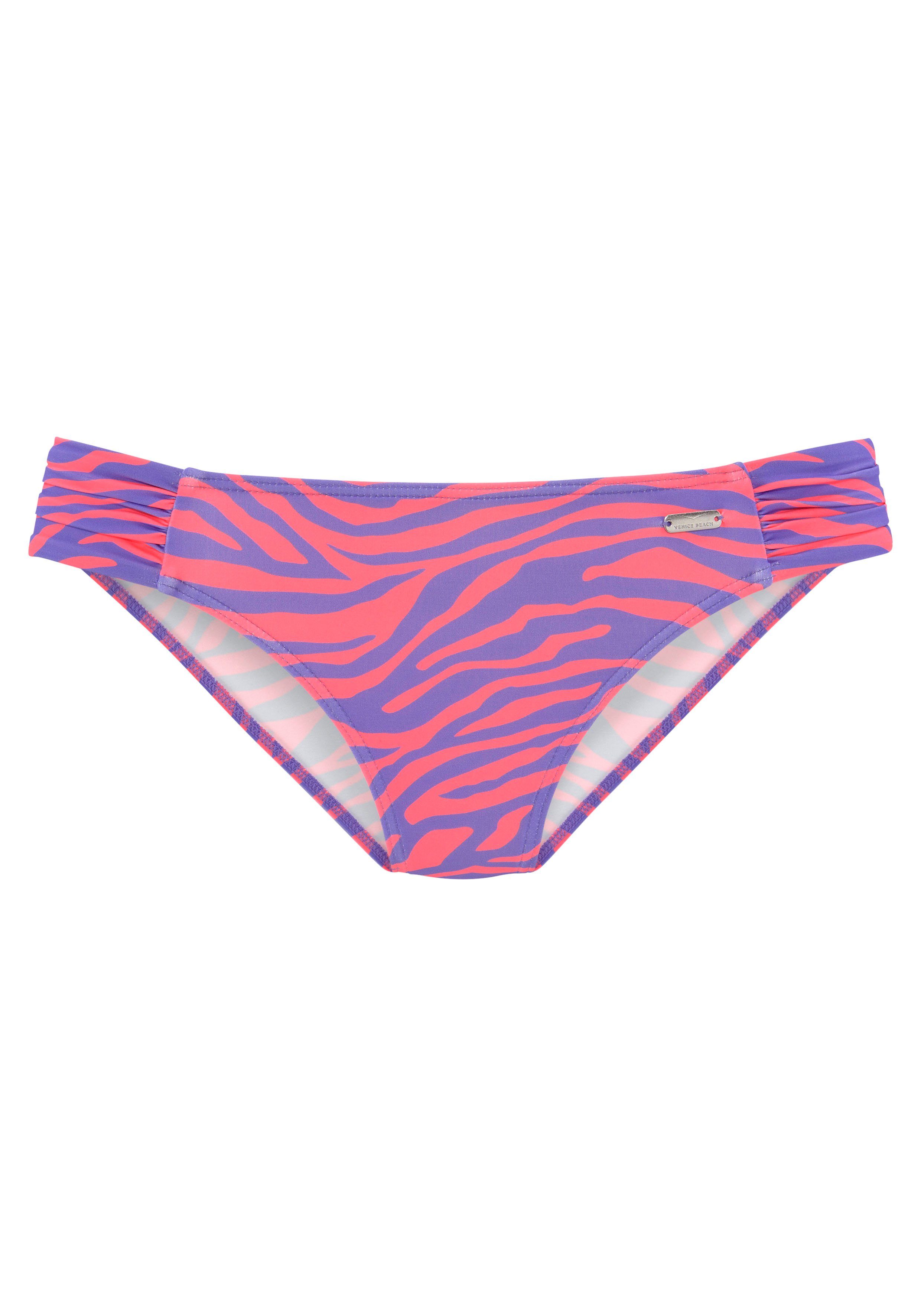 Venice Beach Bikini-Hose Fjella mit violett-koralle gerafften Einsätzen
