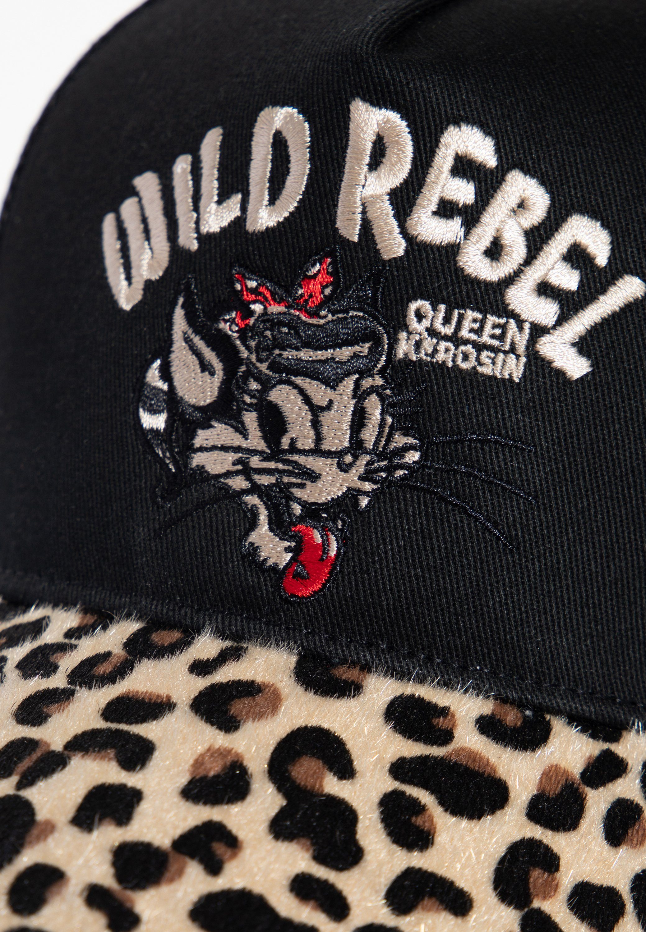 Wild Rebel mit QueenKerosin Cap Trucker Leopardenfell-Look