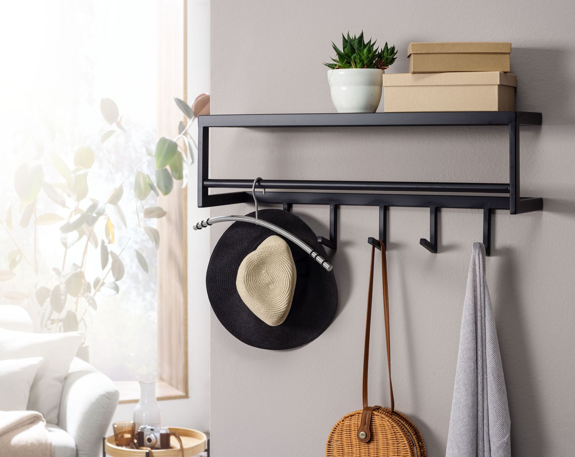 FINEBUY Wandgarderobe FB73701 Garderobe Metall 70 cm Schwarz Flur Hakenleiste (Metall Schwarz 70x20x20 cm mit Ablage Modern), Garderobe Wand Stahl, Flurgarderobe Modern
